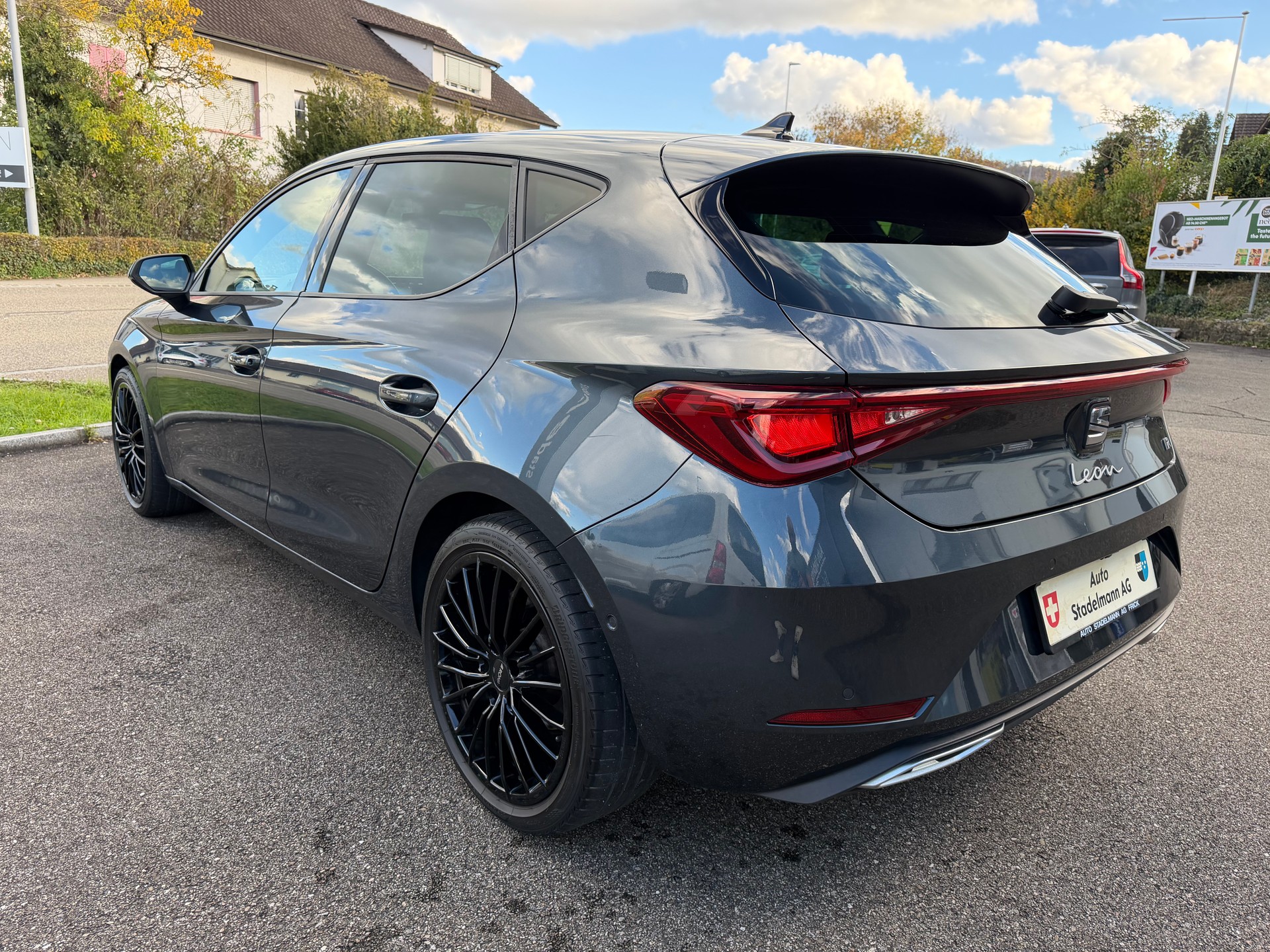SEAT Leon 1.5 eTSI 150 FR DSG-image-7