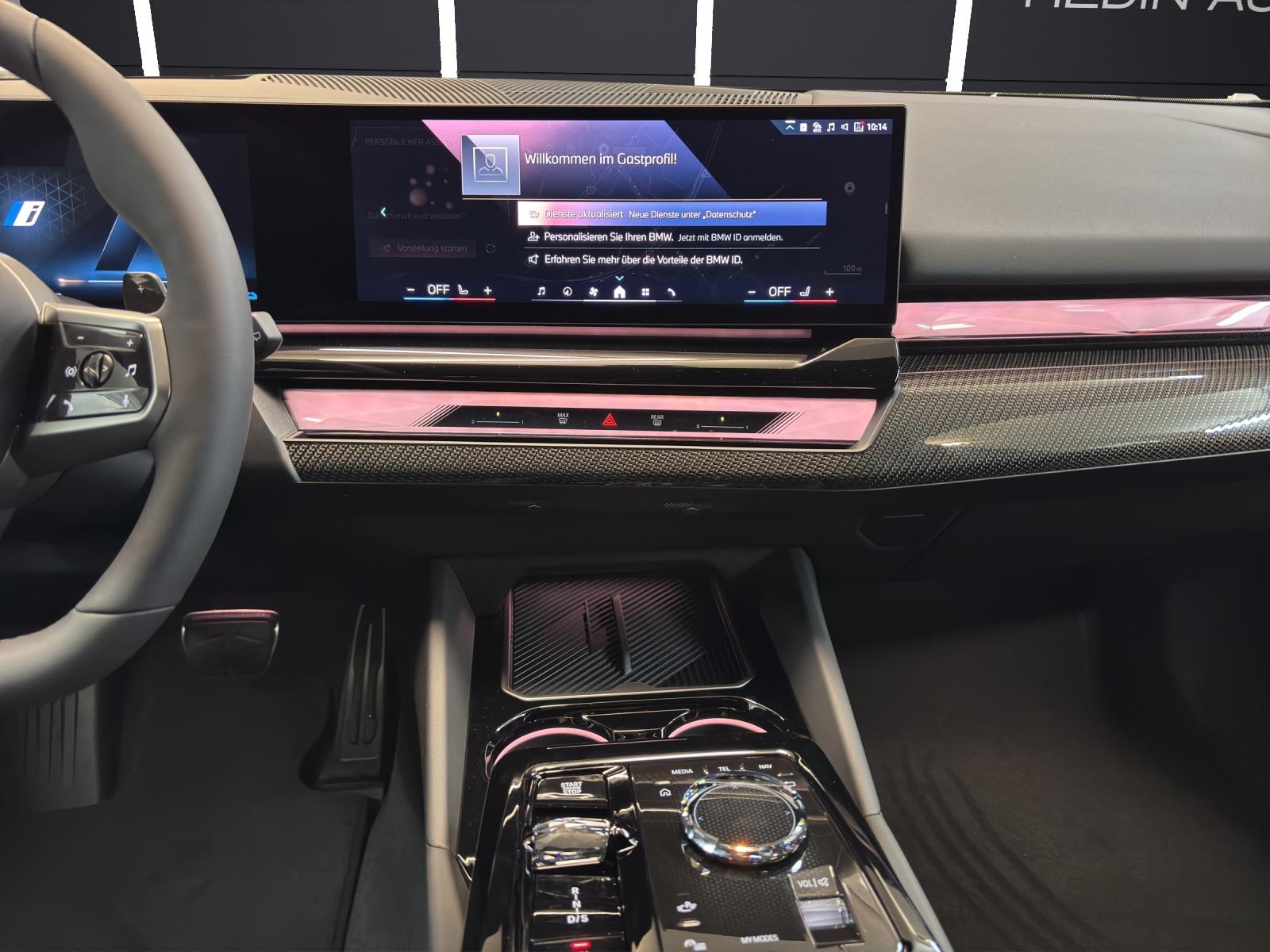 BMW 550e xDrive Touring-image-20