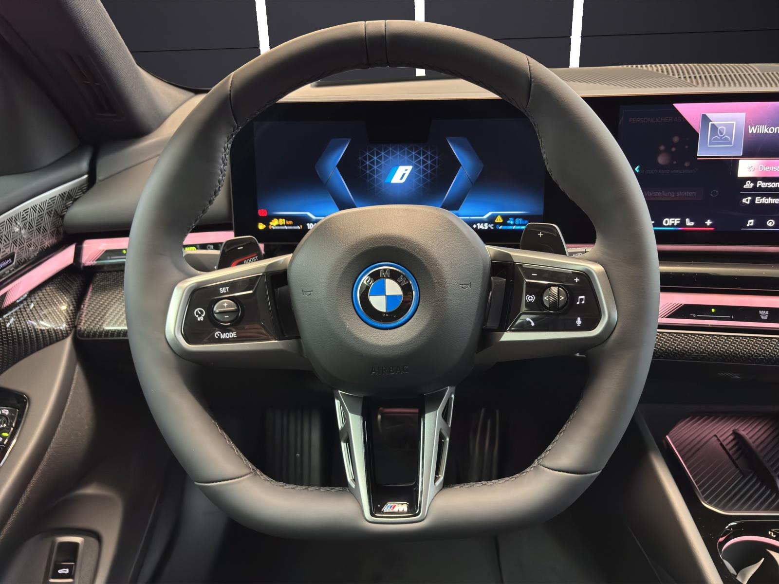 BMW 550e xDrive Touring-image-18