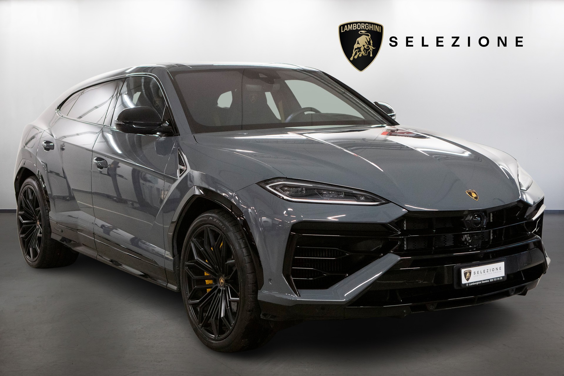 LAMBORGHINI Urus SE