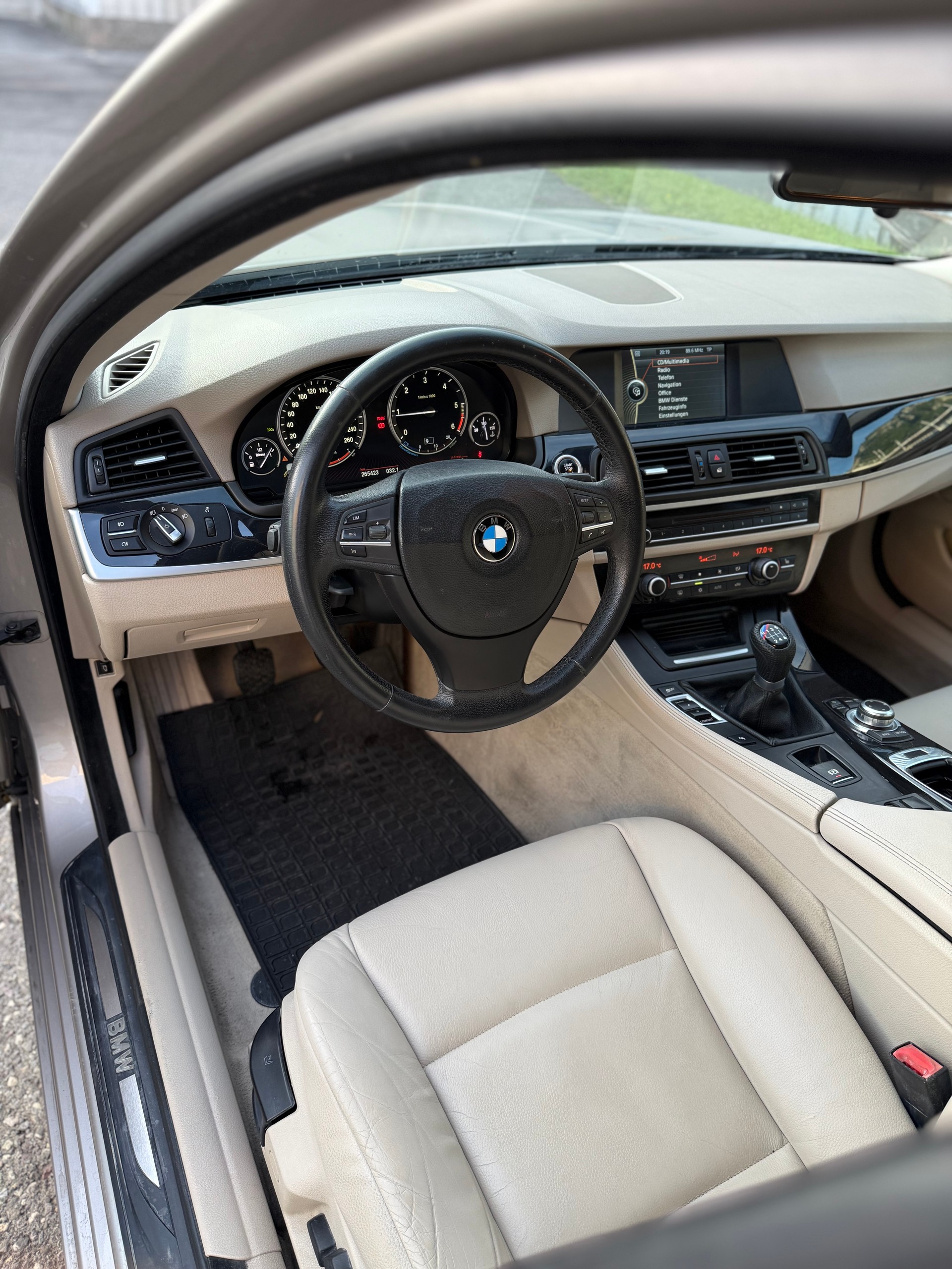 BMW 520d-image-5