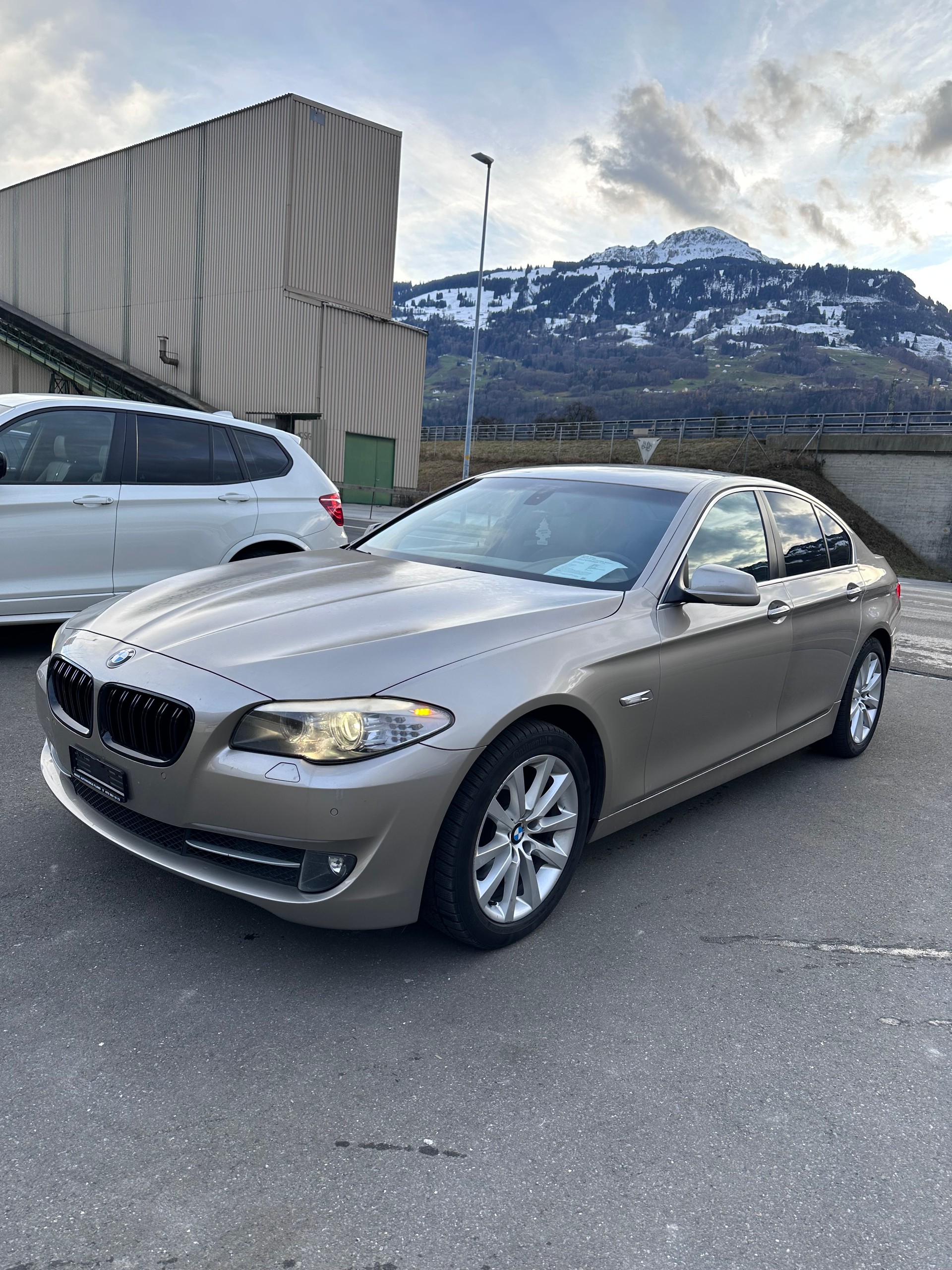 BMW 520d-image-4