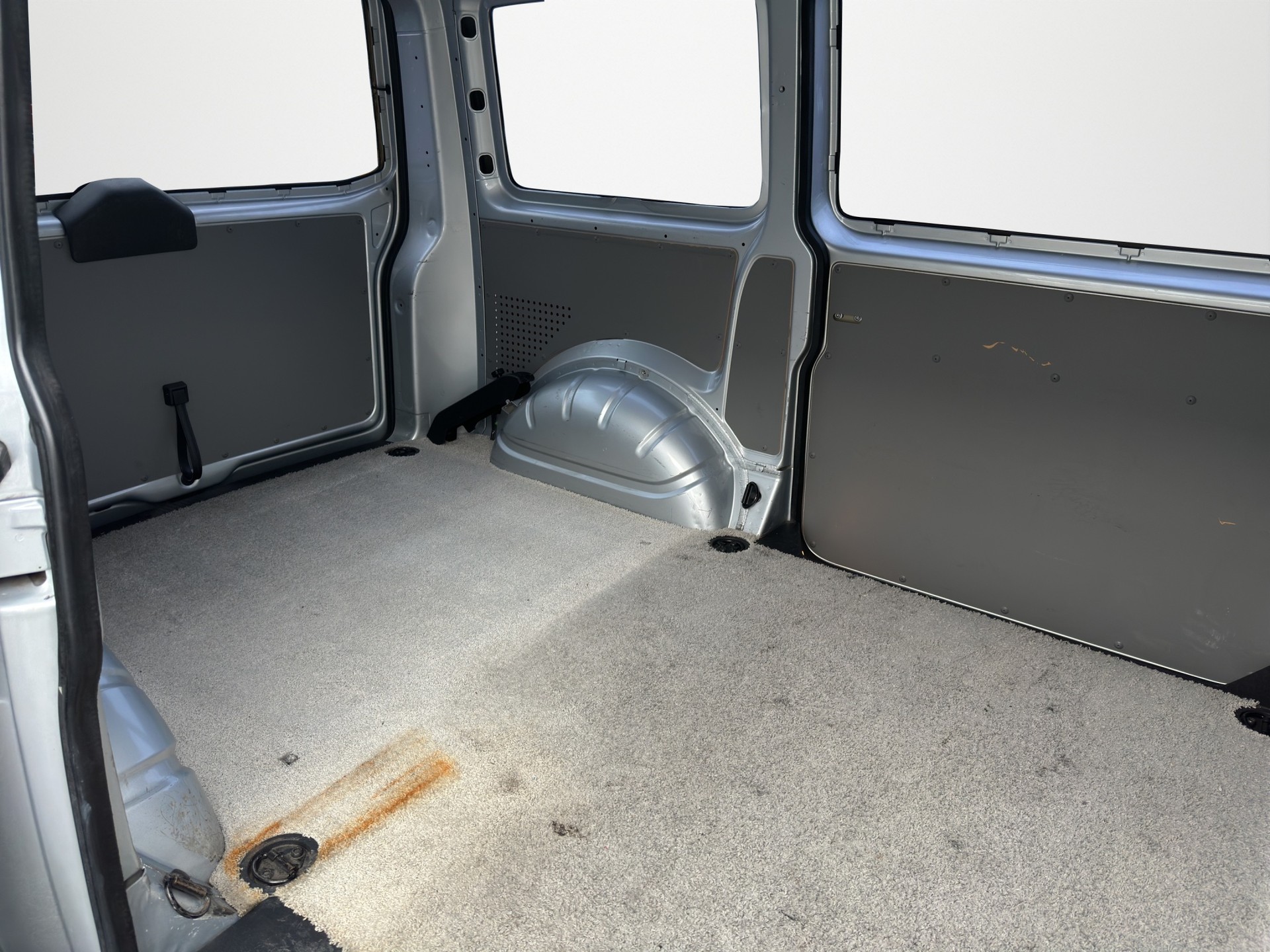 VW T5 2.0 TDI DSG-image-15