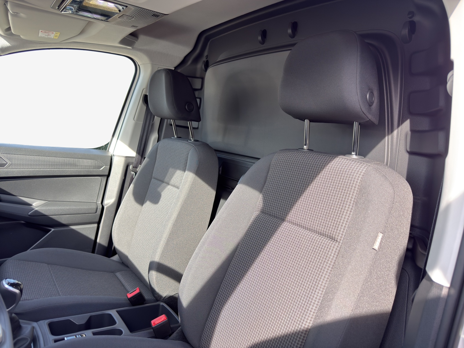 VW Caddy Cargo 1.5 TSI-showroom-element-3