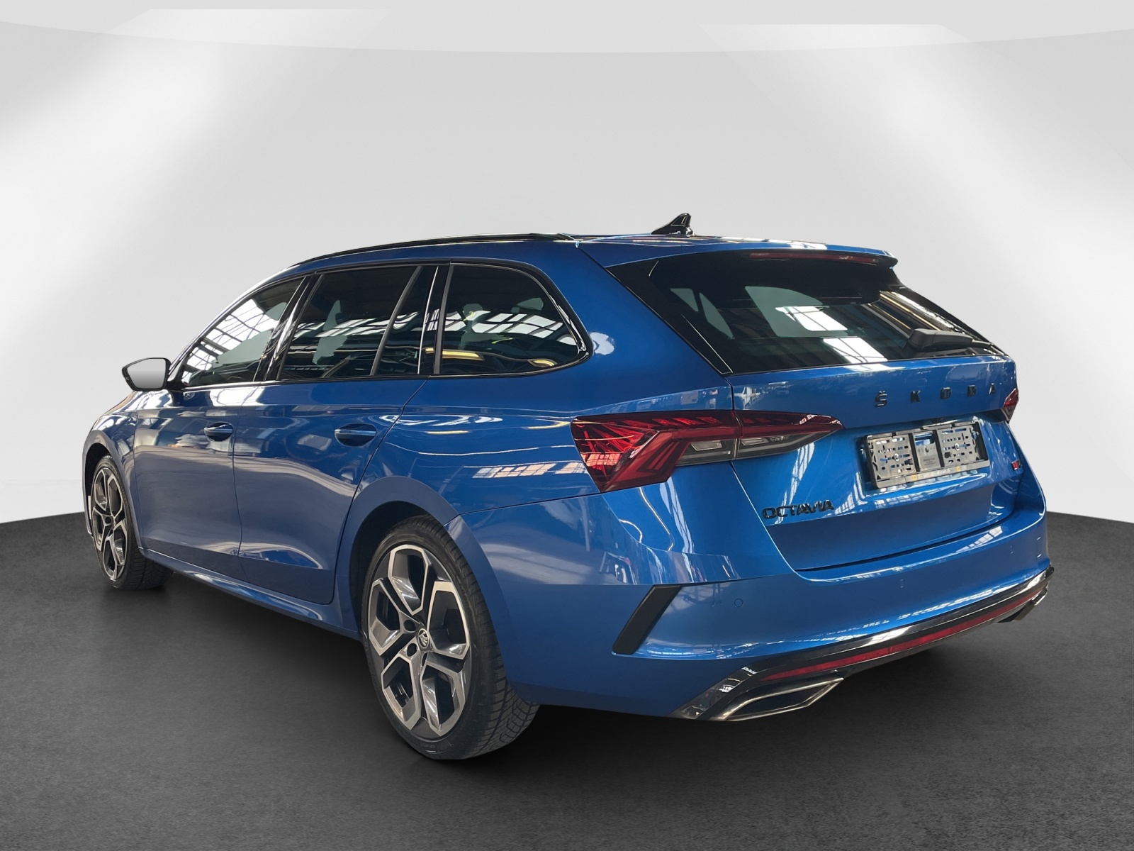 SKODA Octavia Combi 2.0 TDI RS 4x4 DSG-showroom-element-3