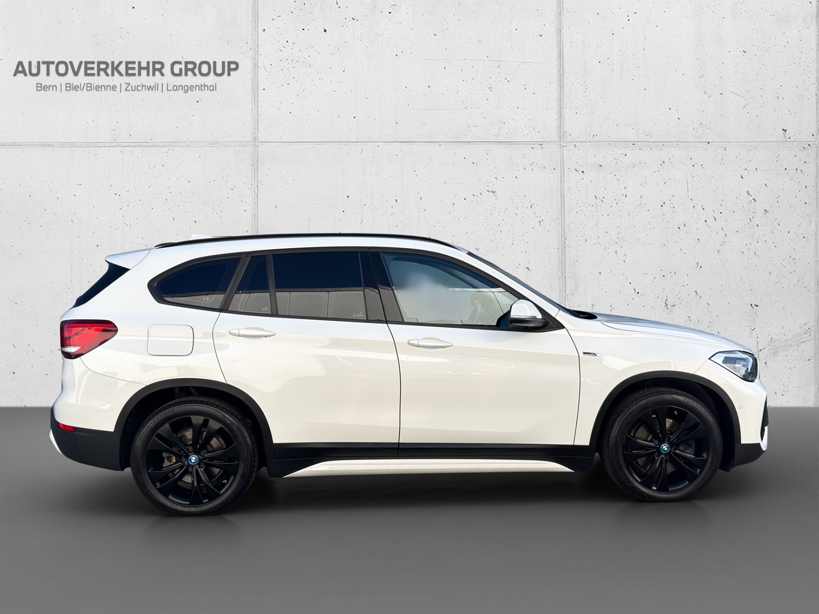 BMW X1 xDrive 25e Sport Line-image-6