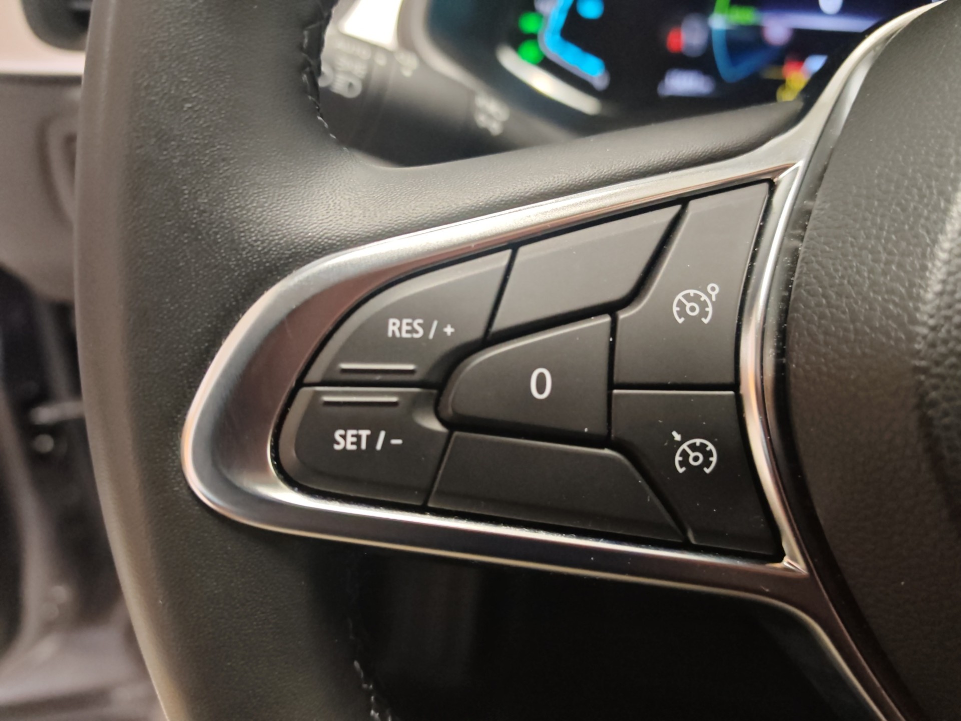 RENAULT Captur 1.6 E-Tech 145 Evolution DHT-image-20