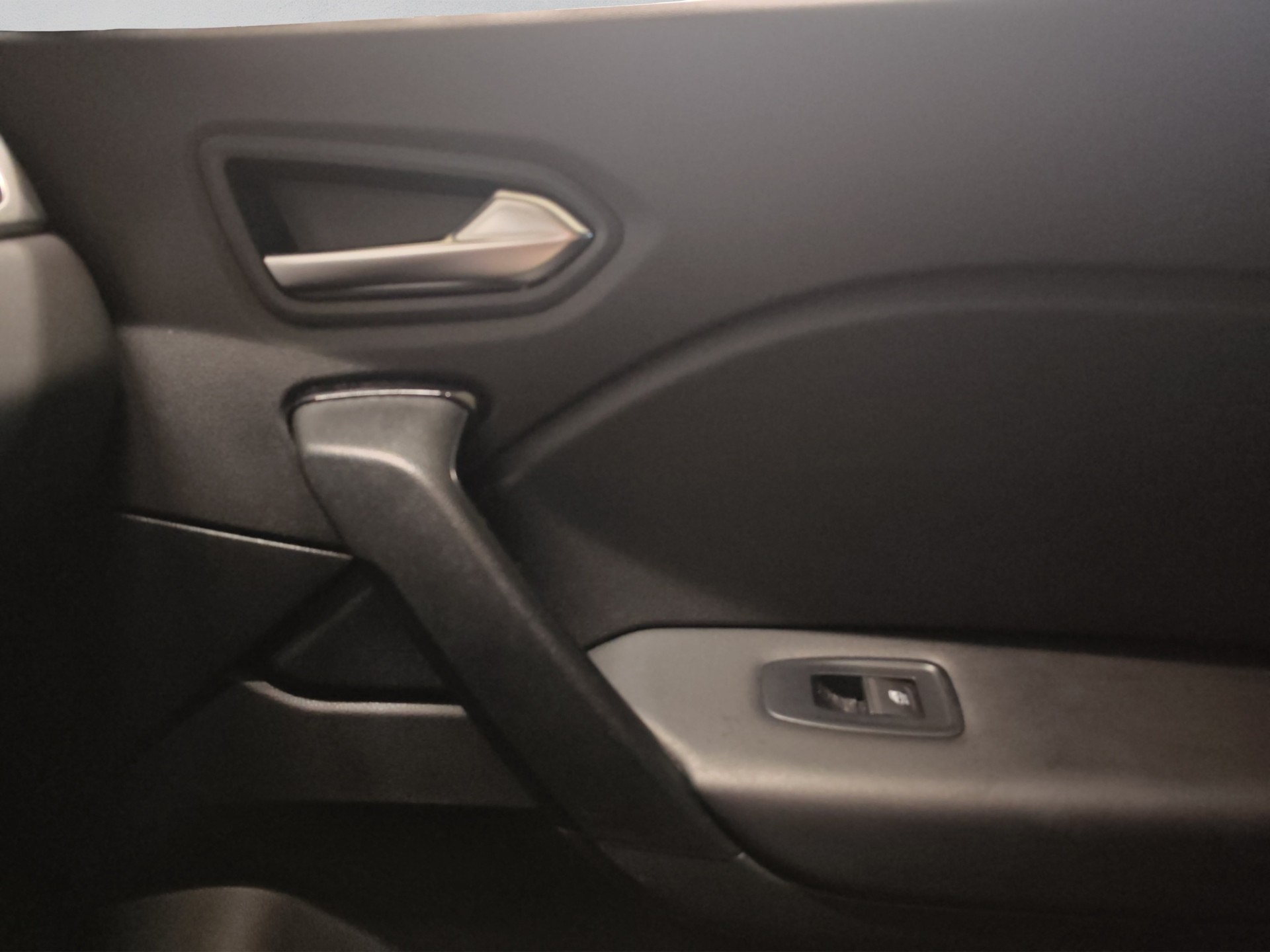 RENAULT Captur 1.6 E-Tech 145 Evolution DHT-image-23