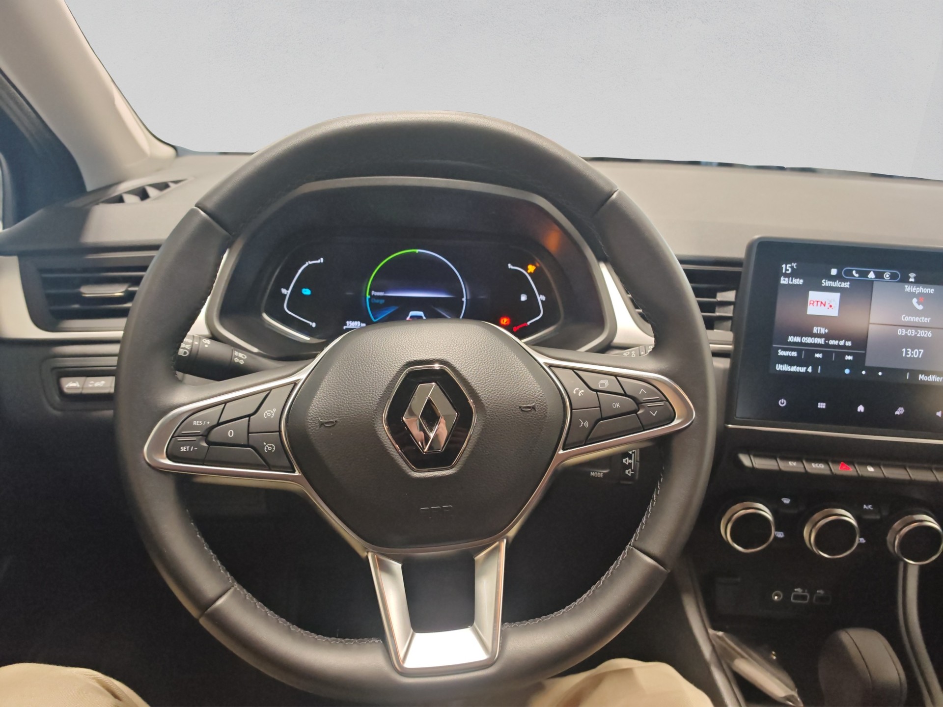 RENAULT Captur 1.6 E-Tech 145 Evolution DHT-image-9
