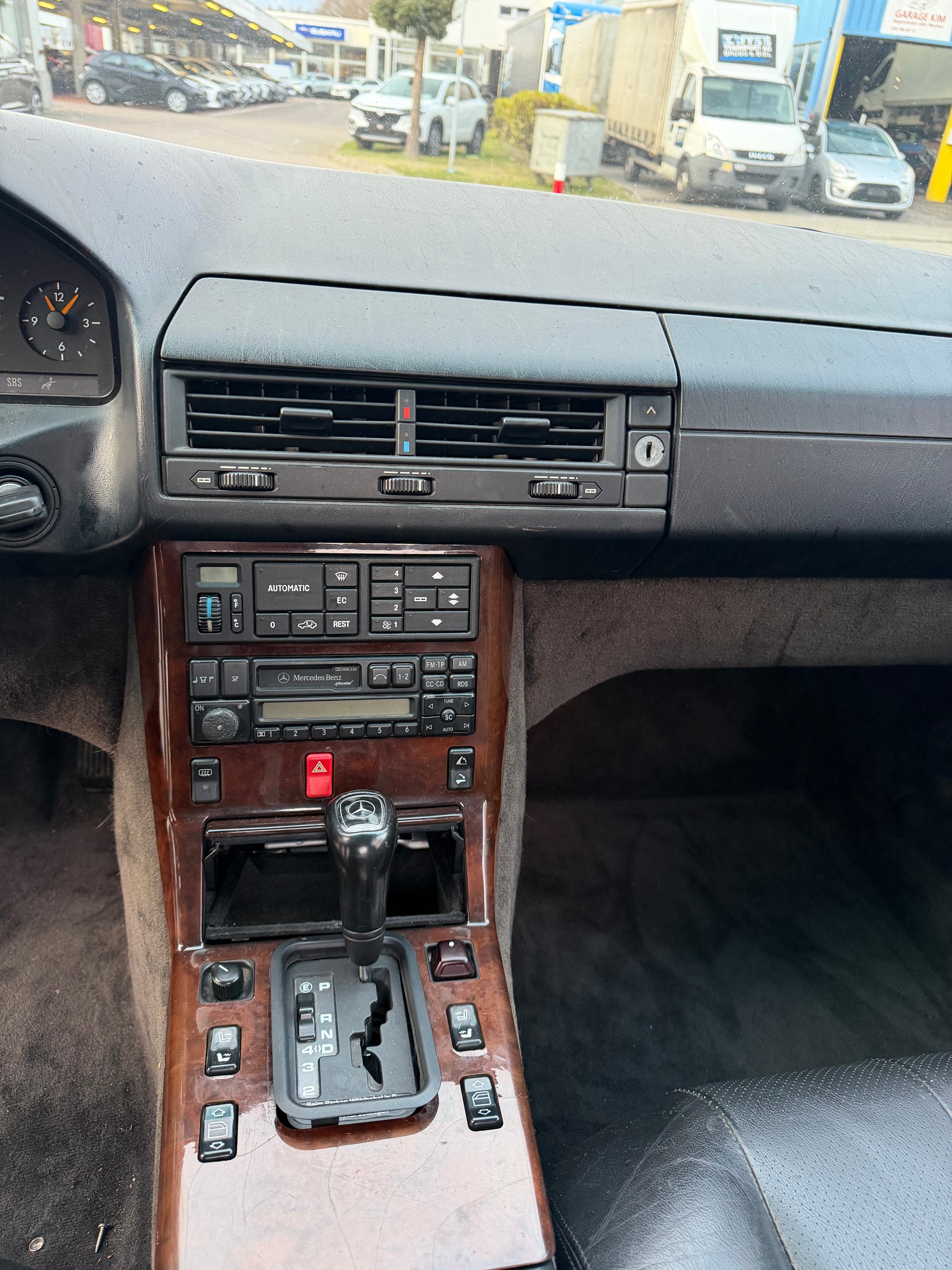 MERCEDES-BENZ SL 320 Automatic-image-4