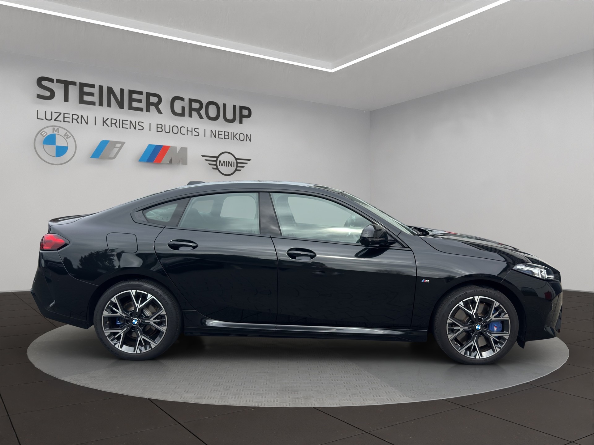 BMW 220d Gran Coupé 48V M Sport Steptronic-showroom-element-3