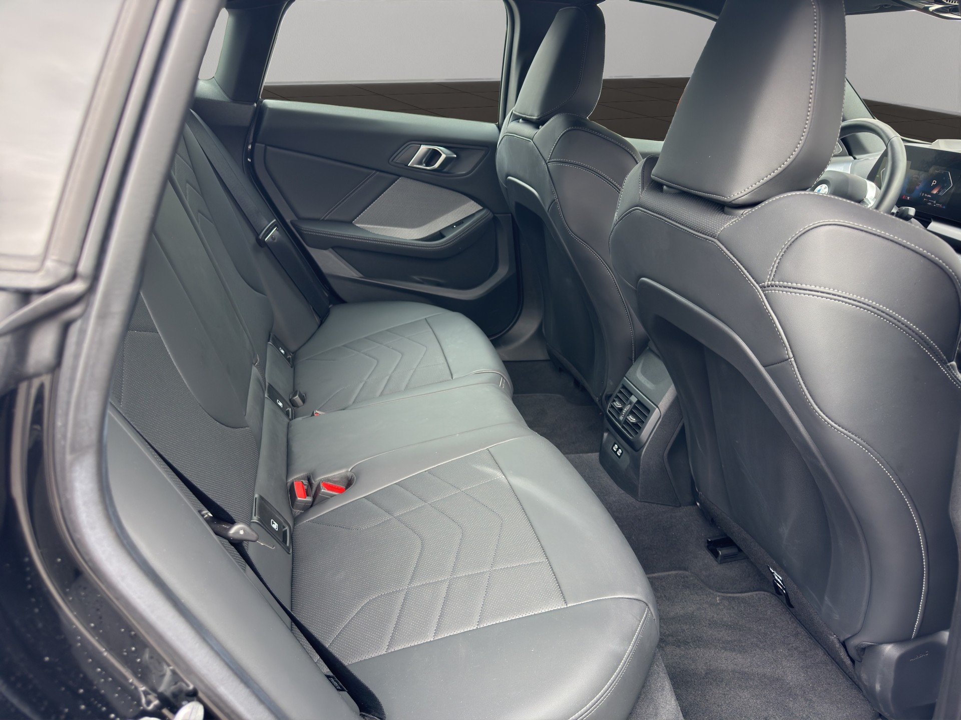 BMW 220d Gran Coupé 48V M Sport Steptronic-image-17