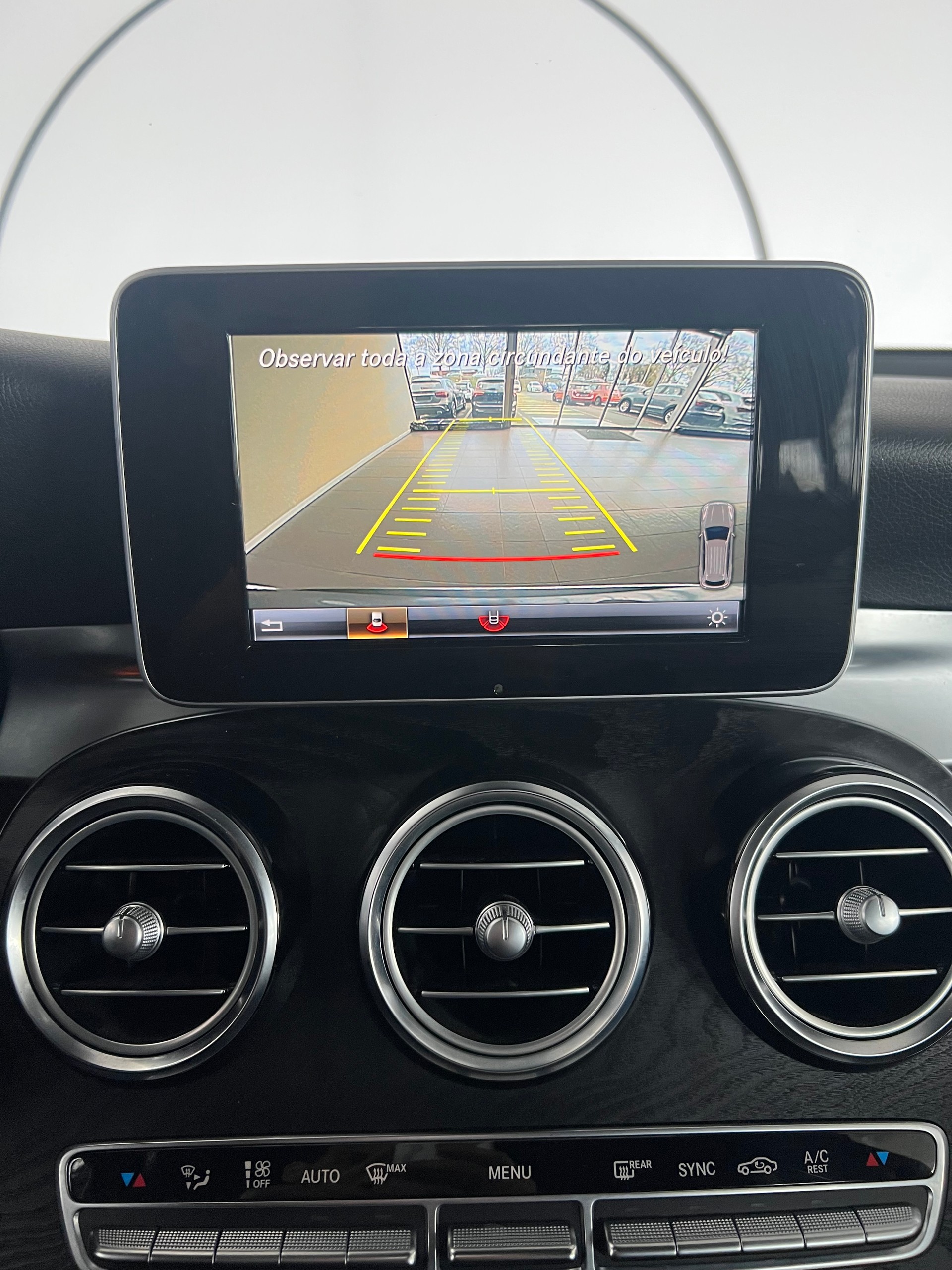 MERCEDES-BENZ GLC 250 d 4Matic 9G-Tronic-image-14