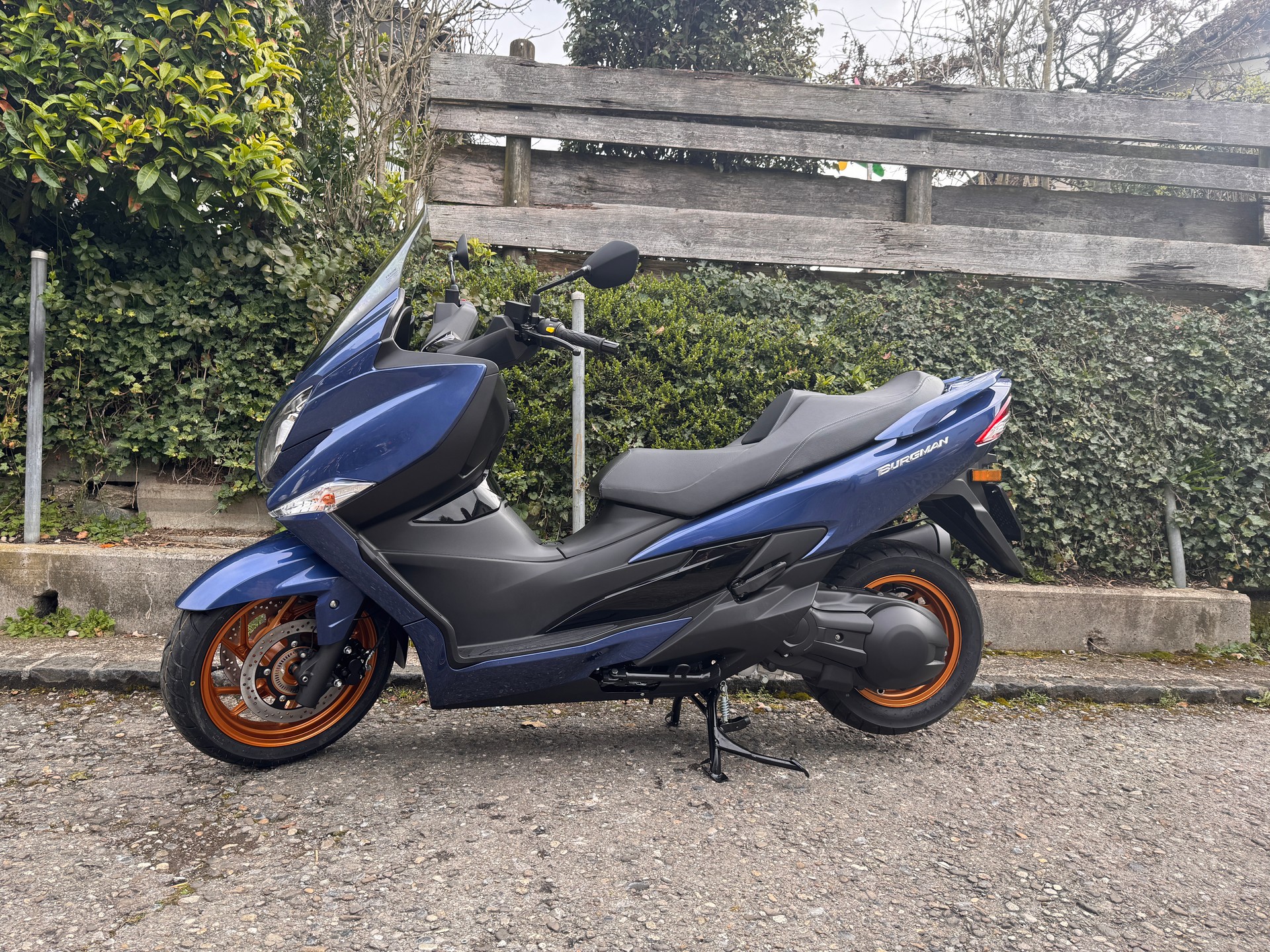 SUZUKI AN 400