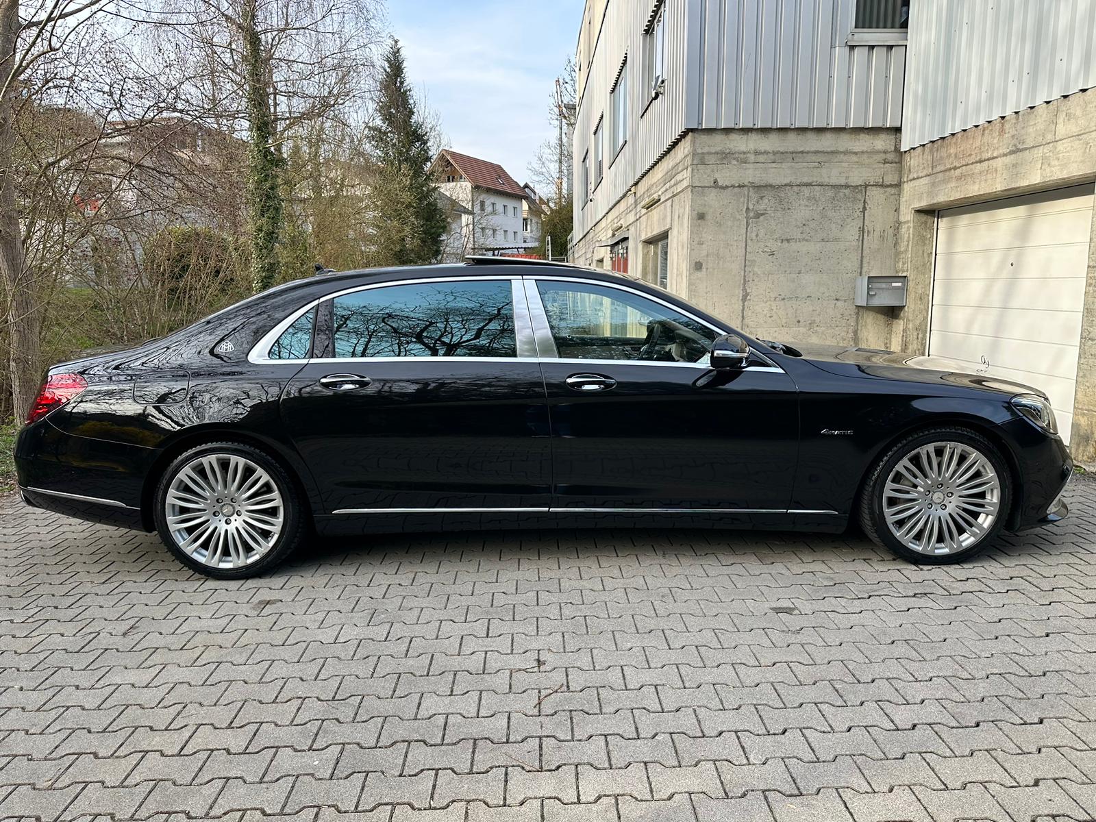 MERCEDES-BENZ S 560 Maybach 4Matic 9G-Tronic-image-5