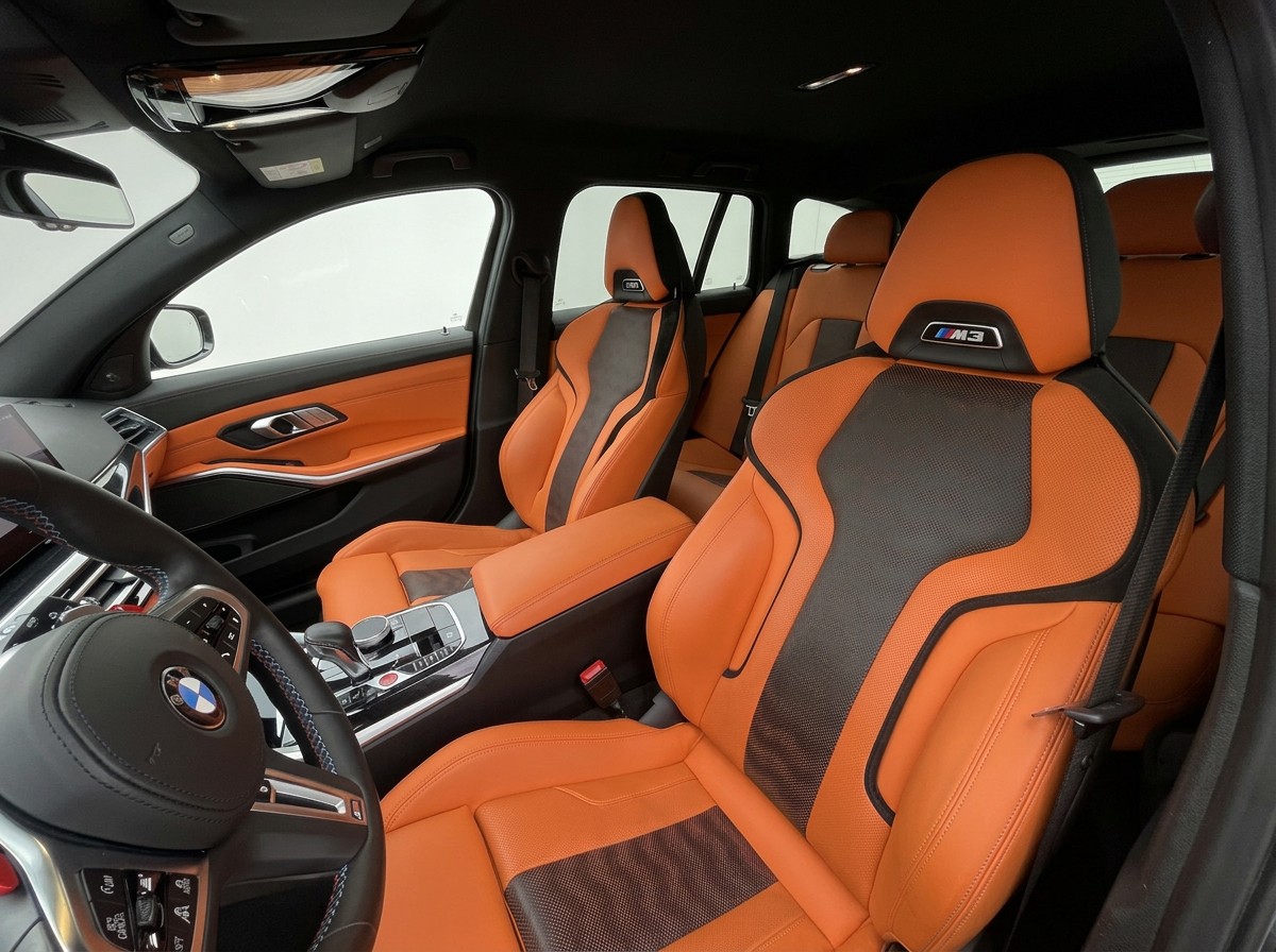 BMW M3 Touring xDrive Competition M-image-10