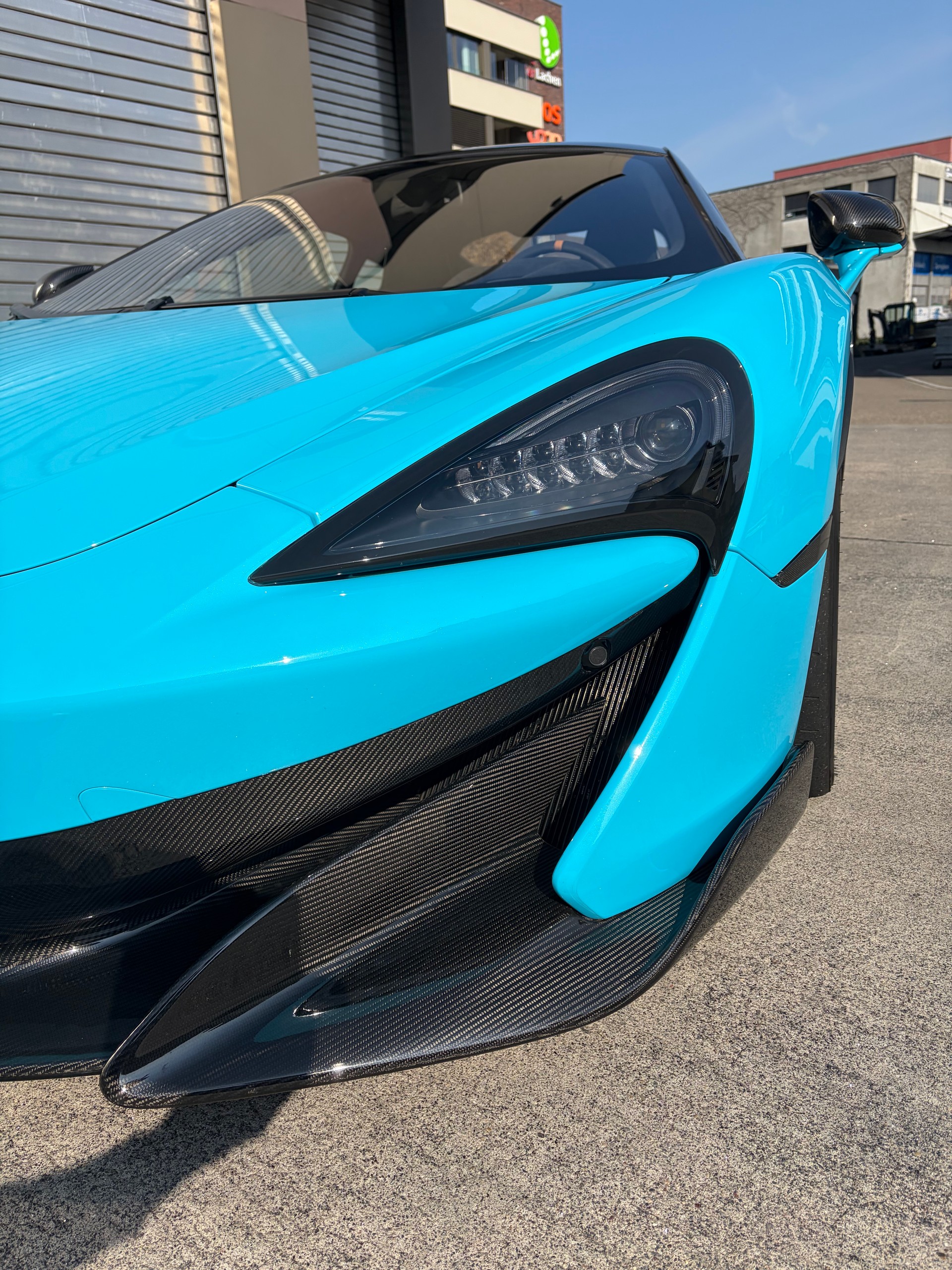 McLAREN 600LT Coupé 3.8 V8 SSG-image-2