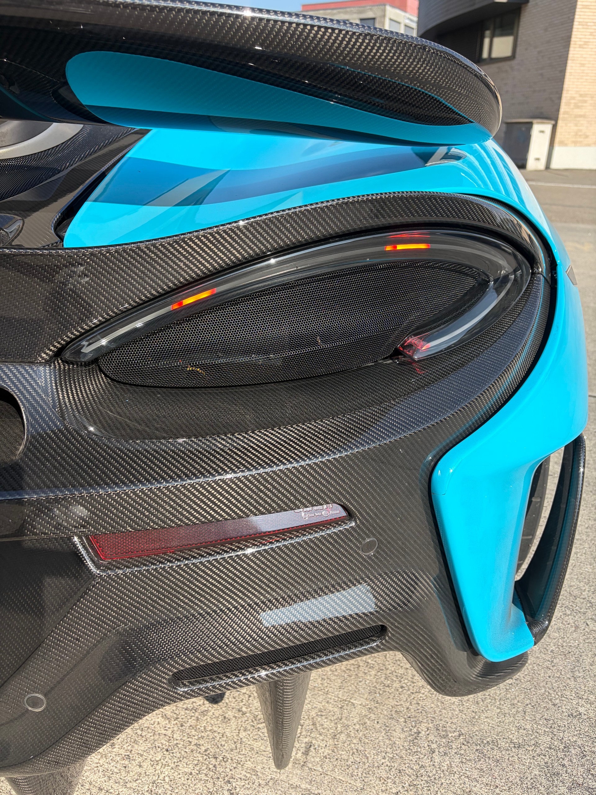 McLAREN 600LT Coupé 3.8 V8 SSG-image-8
