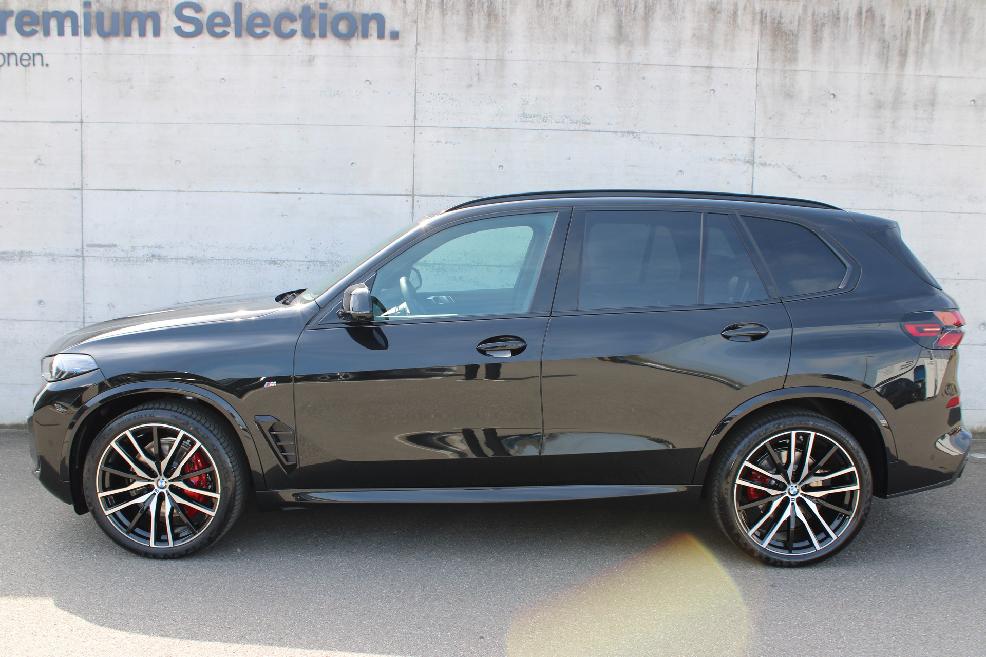 BMW X5 xD 48V 40d M Sport Pro-showroom-element-2