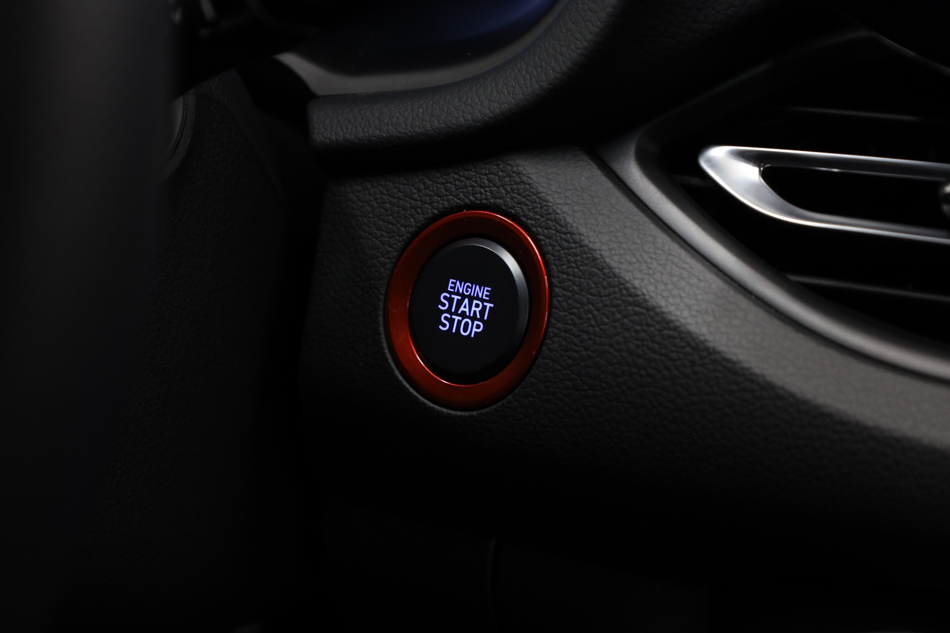 HYUNDAI i30 1.5 T-GDi N-Line-image-23