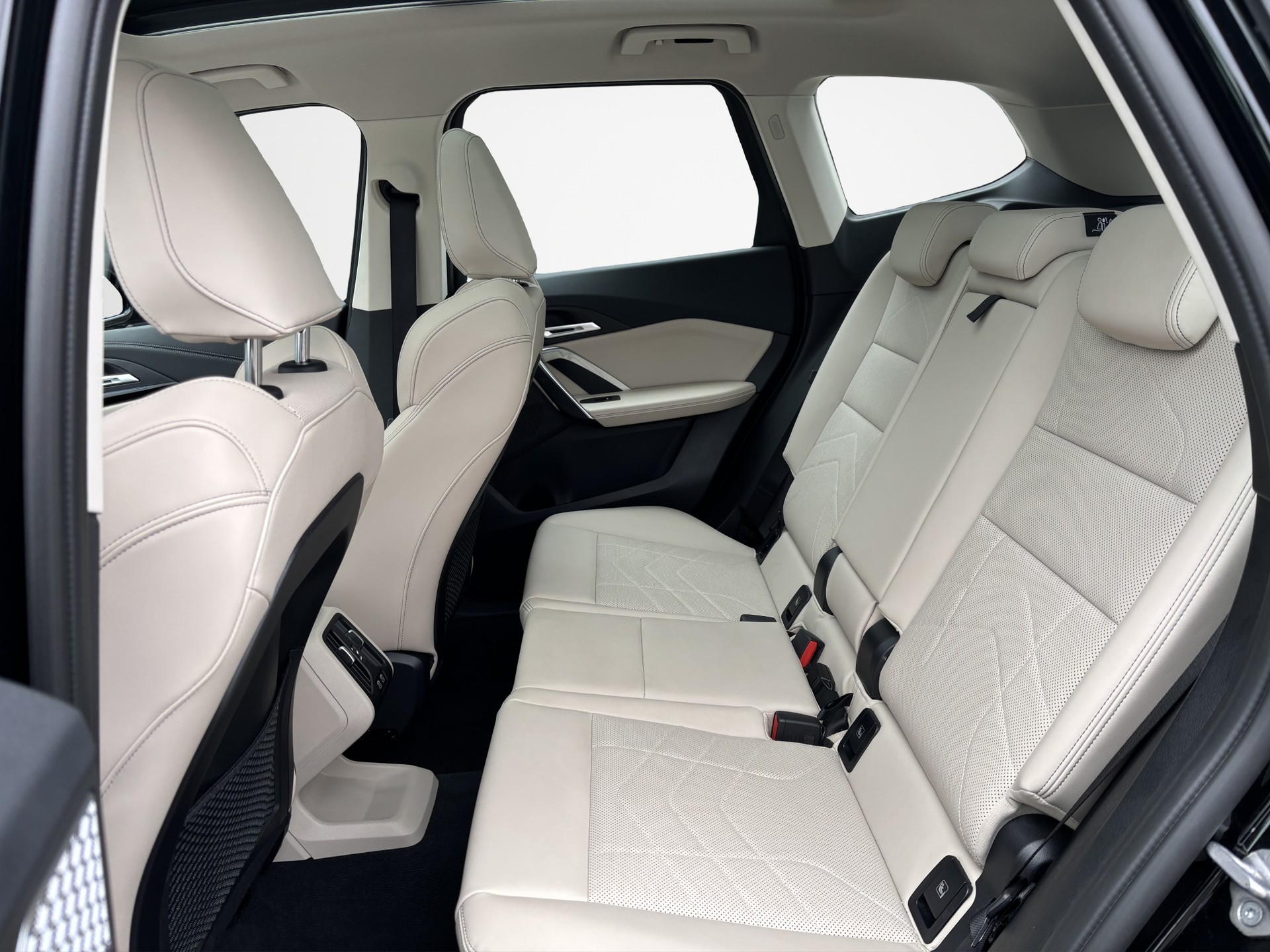 BMW X1 sDrive 18d xLine-image-11
