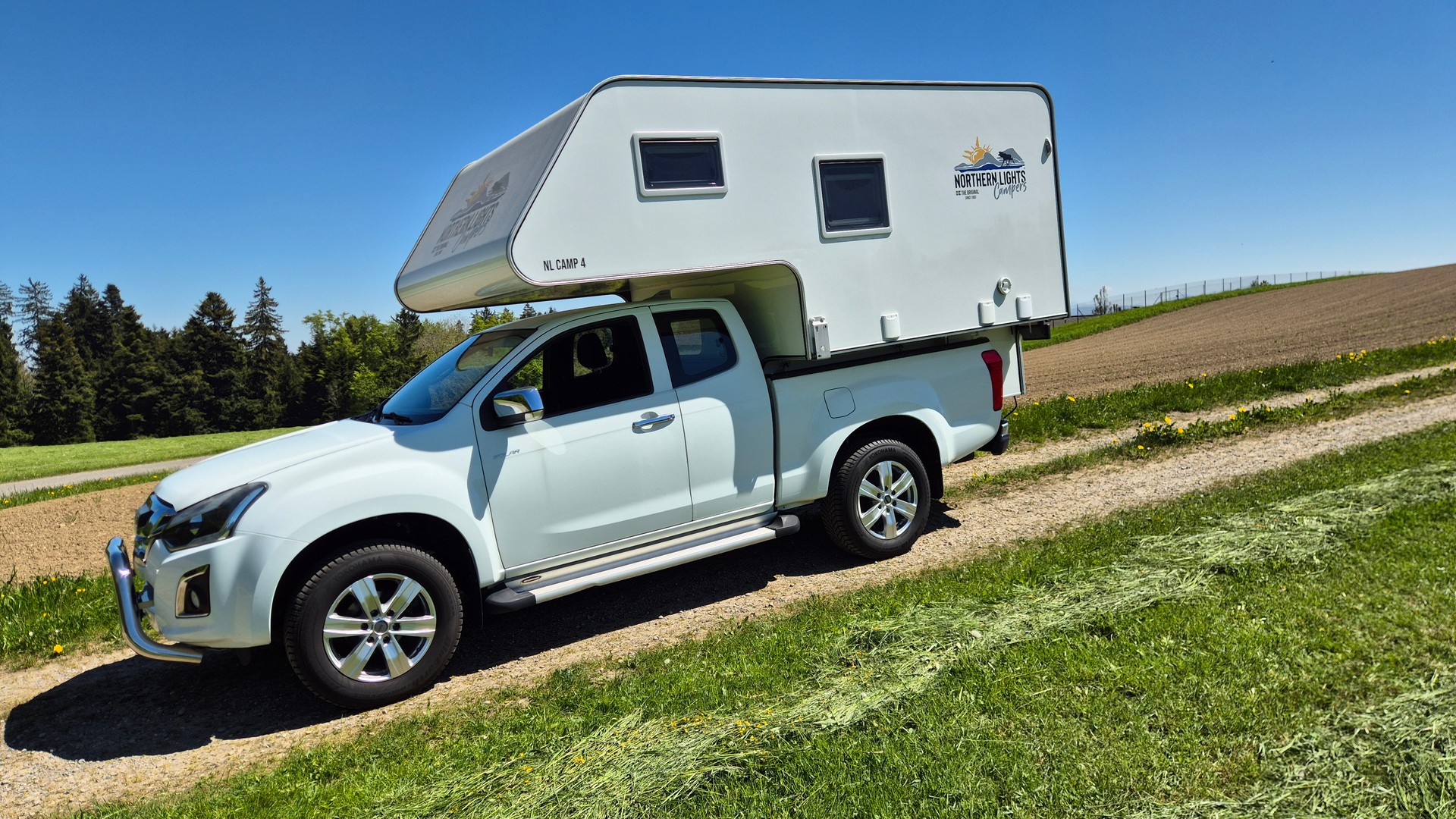 ISUZU D-MAX 1.9 SpaceCab Solar Plus 4x4 A-image-8