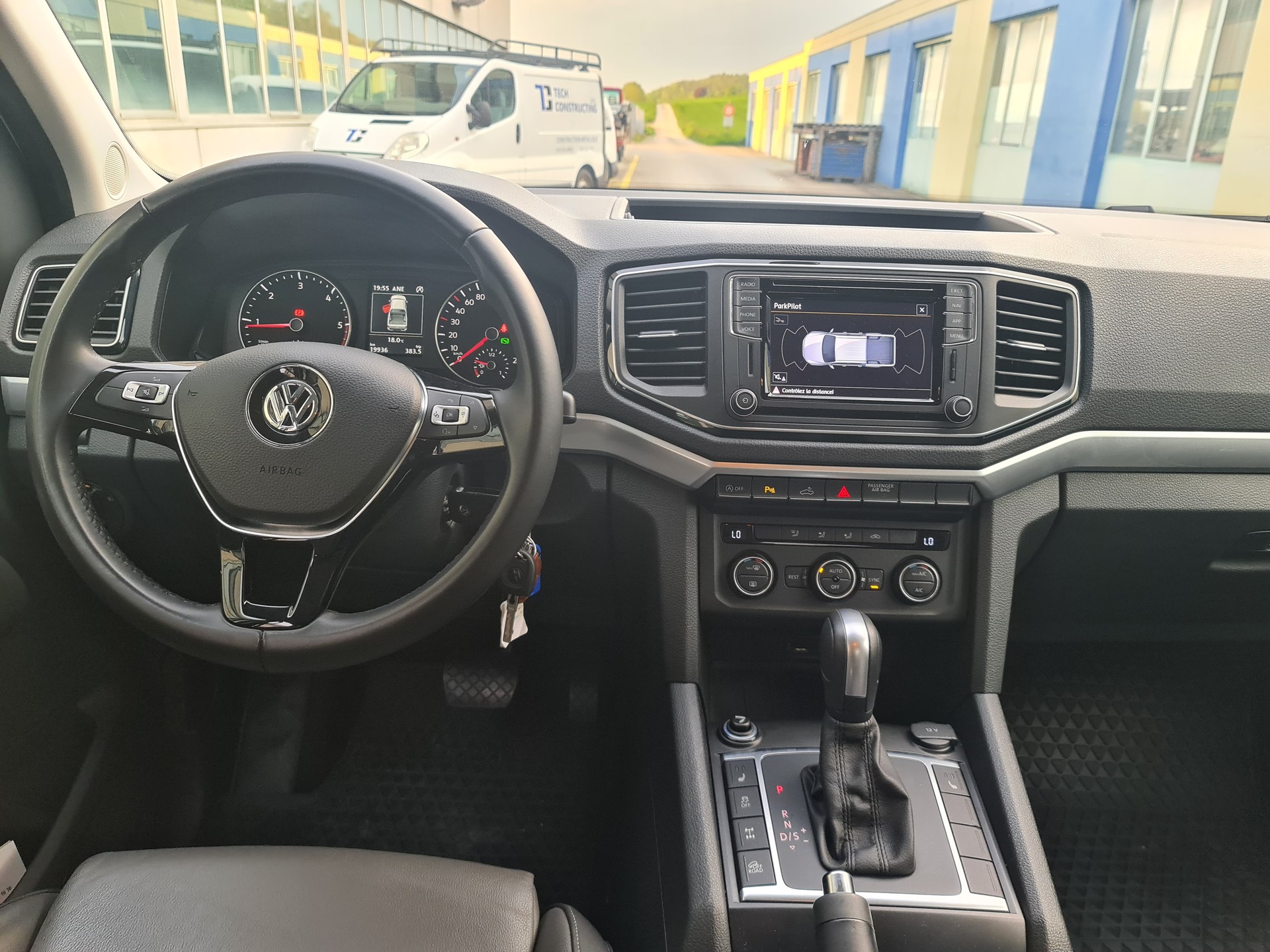 VW Amarok 3.0TDI Highline 4Motion Automatic-image-8