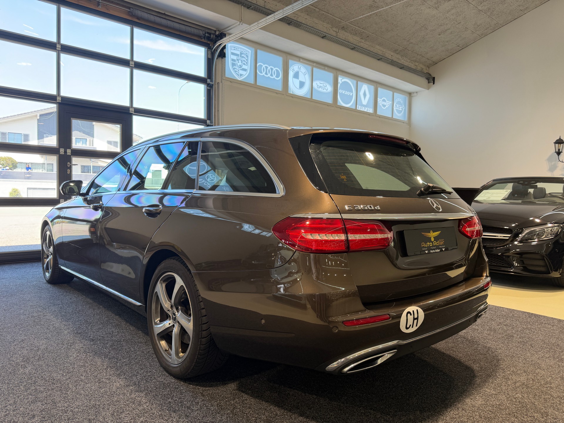 MERCEDES-BENZ E 350 d Avantgarde 9G-Tronic-showroom-element-3