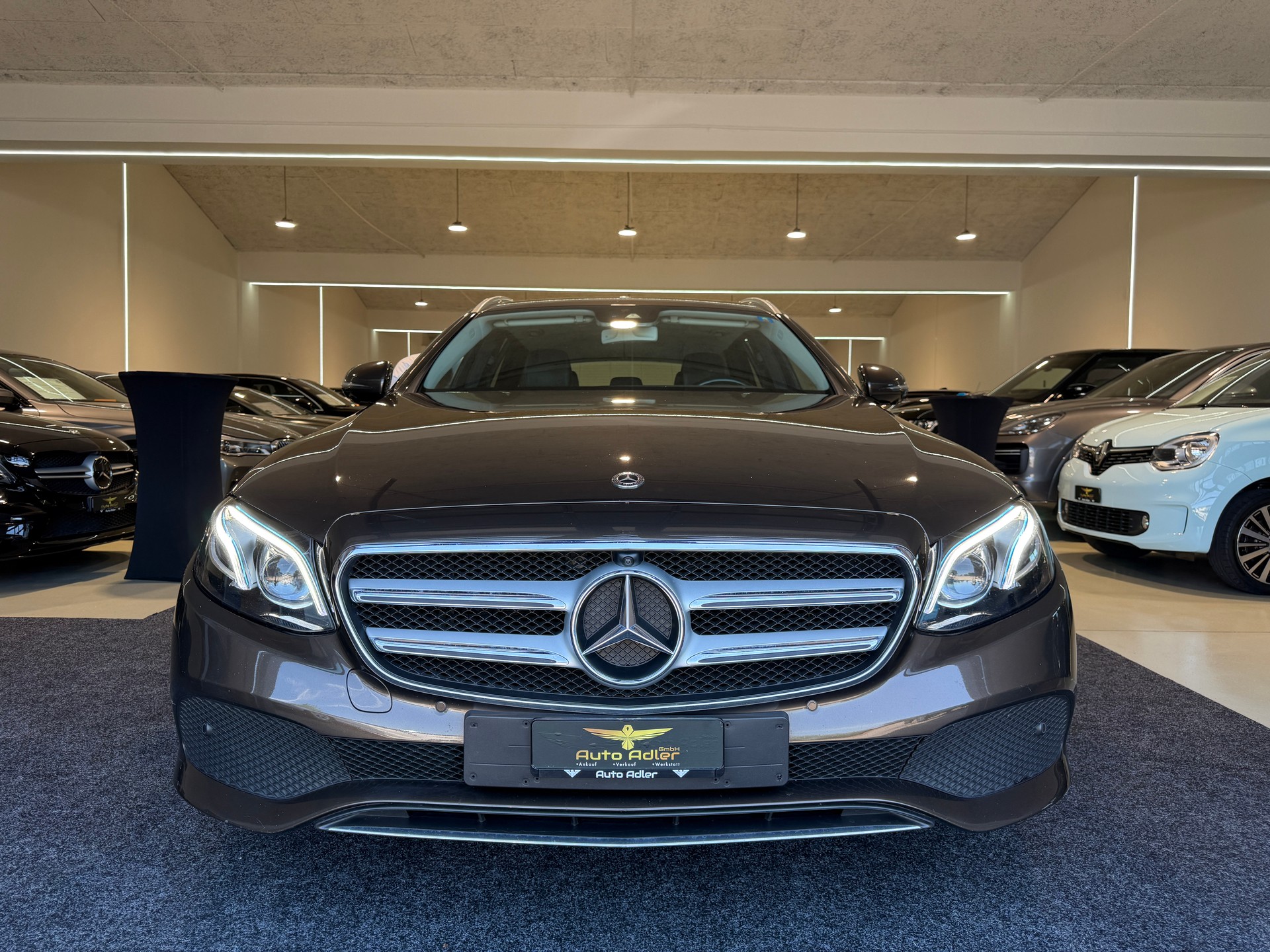 MERCEDES-BENZ E 350 d Avantgarde 9G-Tronic