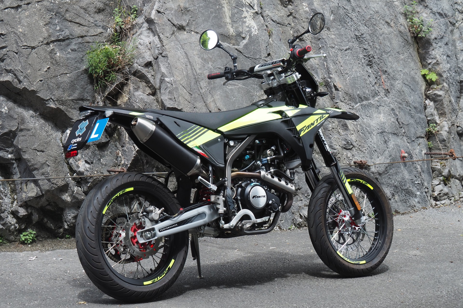 FANTIC XMF 125 Motard-image-4