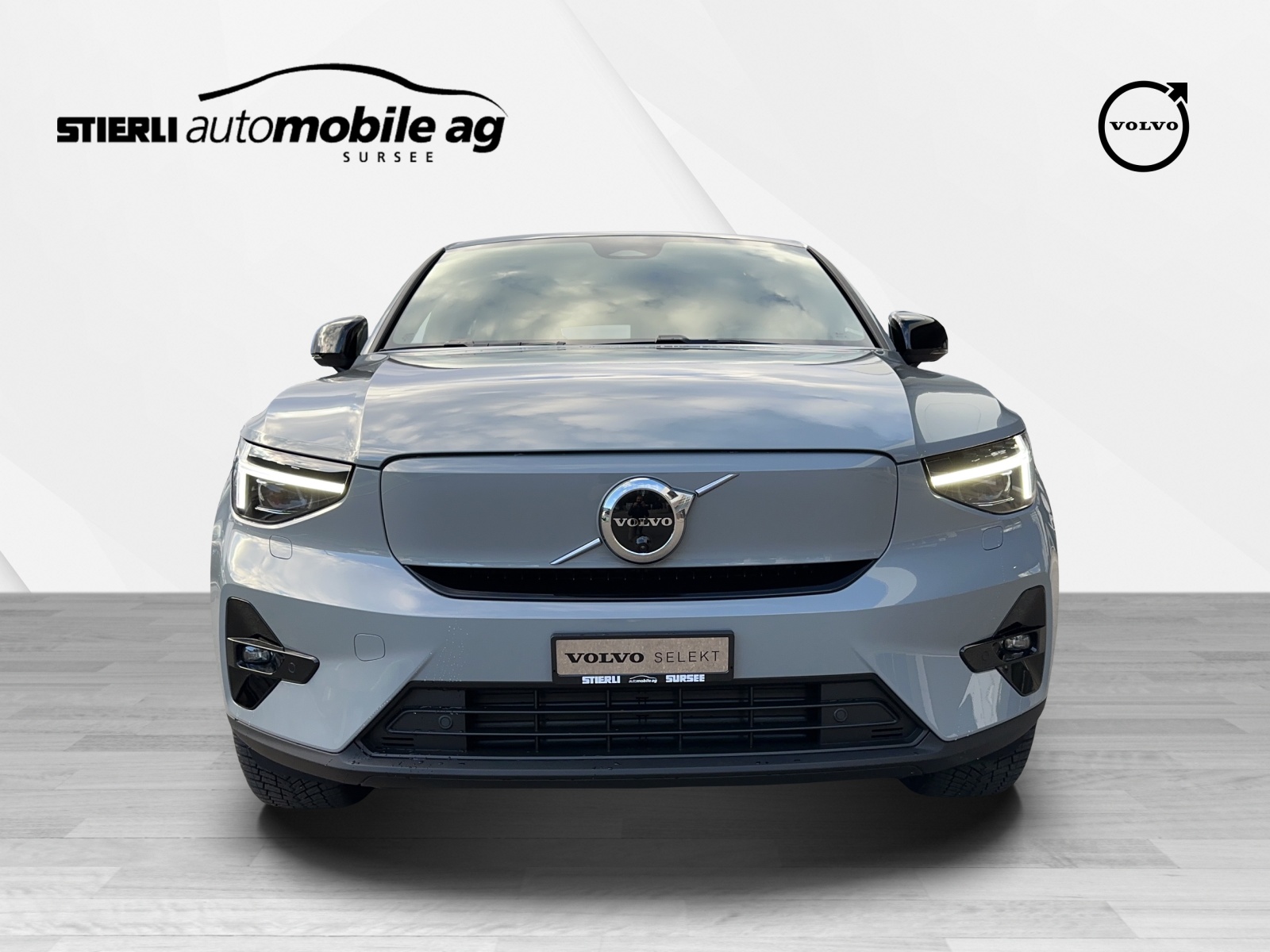 VOLVO C40 E80 Ultimate-showroom-element-1