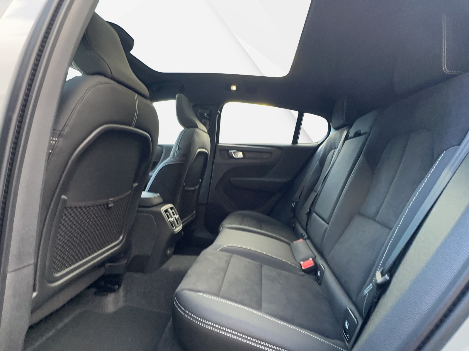 VOLVO C40 E80 Ultimate-image-13