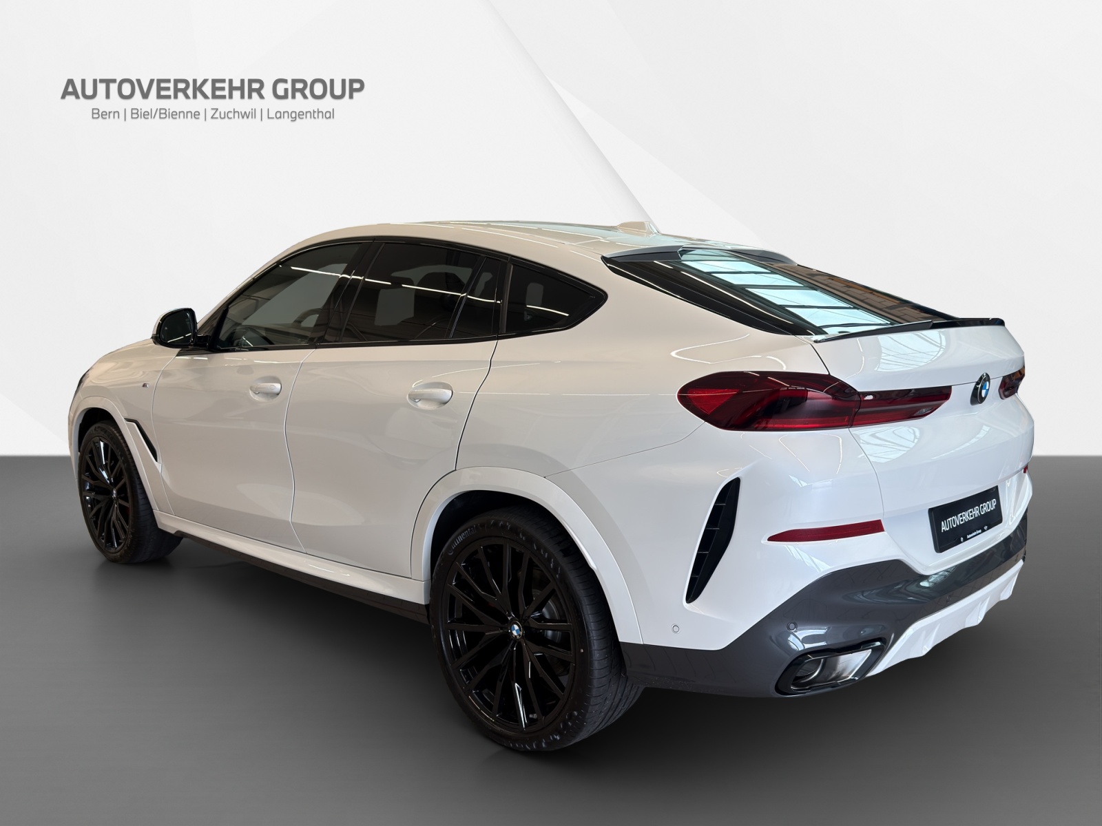 BMW X6 xDrive 30d M Sport Pro 48V-showroom-element-3