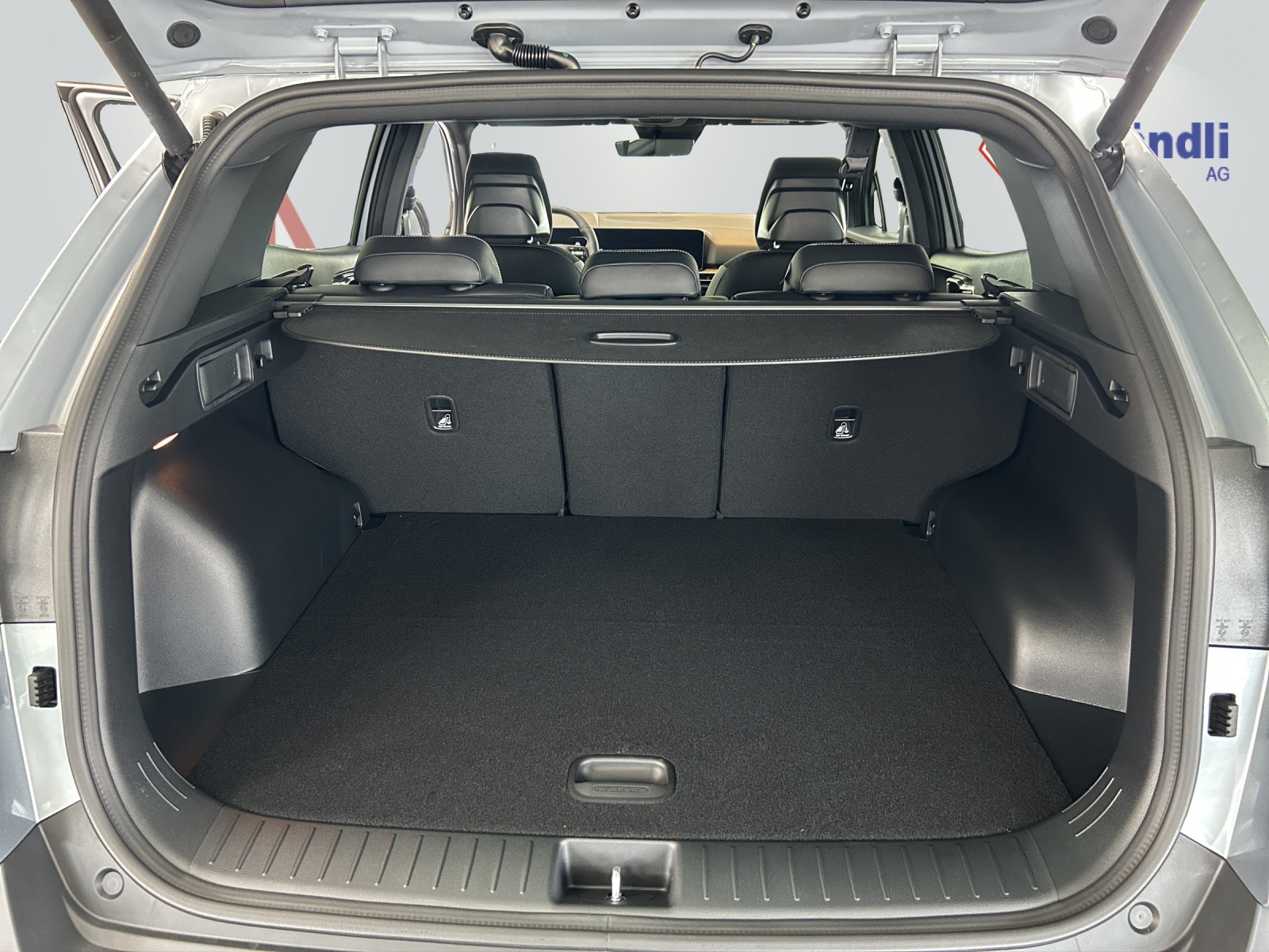 KIA Sportage 1.6 T-GDi Hybrid Black Edition-image-9