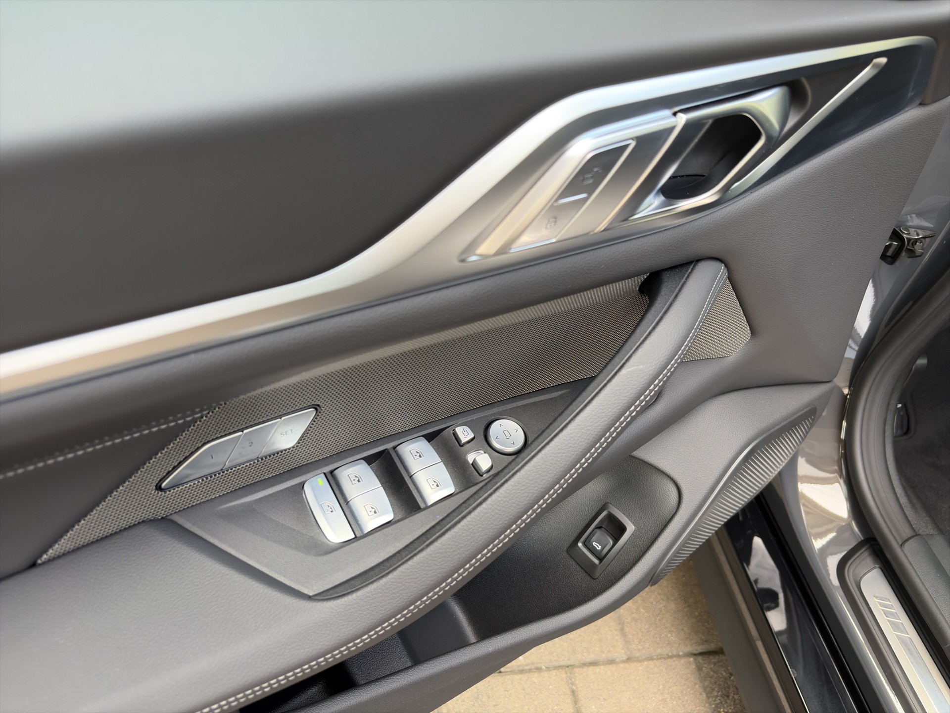 BMW i4 M50 M Sport Pro-image-12