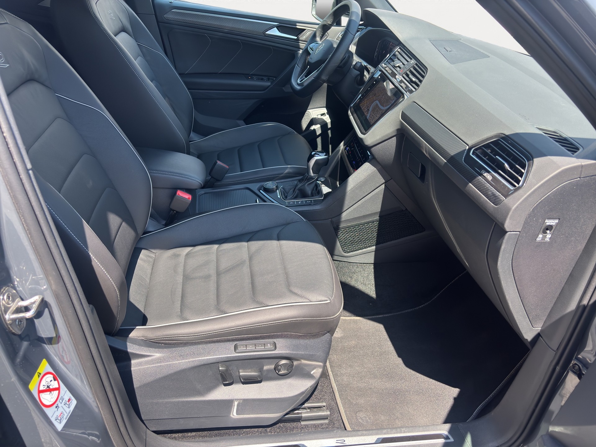VW Tiguan 2.0TSI R-Line 4Motion DSG-image-17