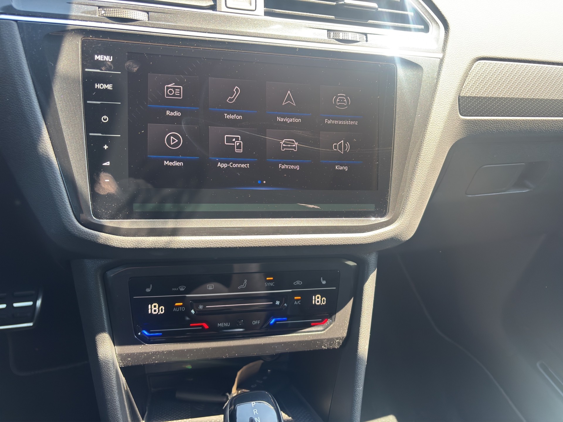 VW Tiguan 2.0TSI R-Line 4Motion DSG-image-13