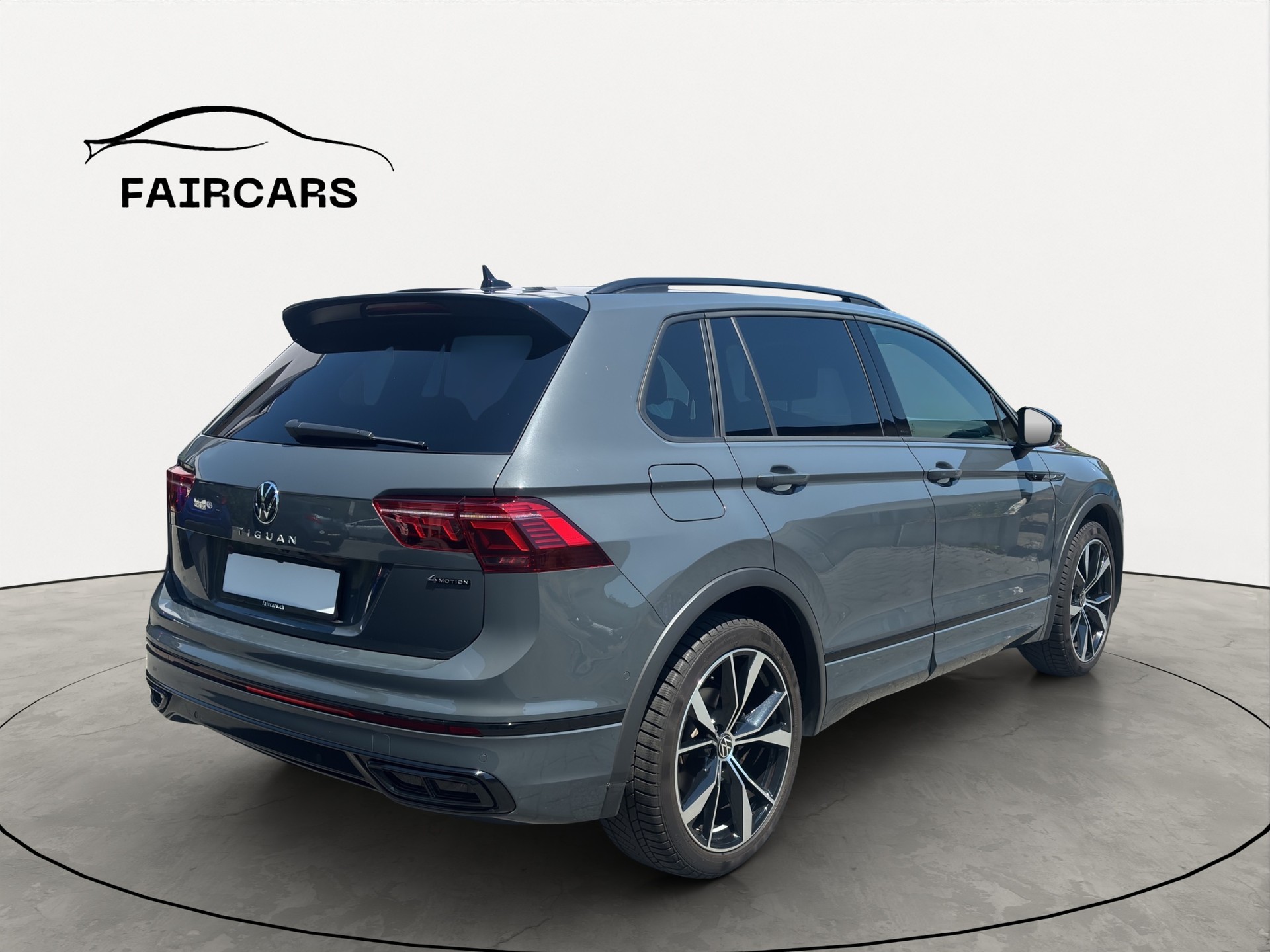 VW Tiguan 2.0TSI R-Line 4Motion DSG-image-5