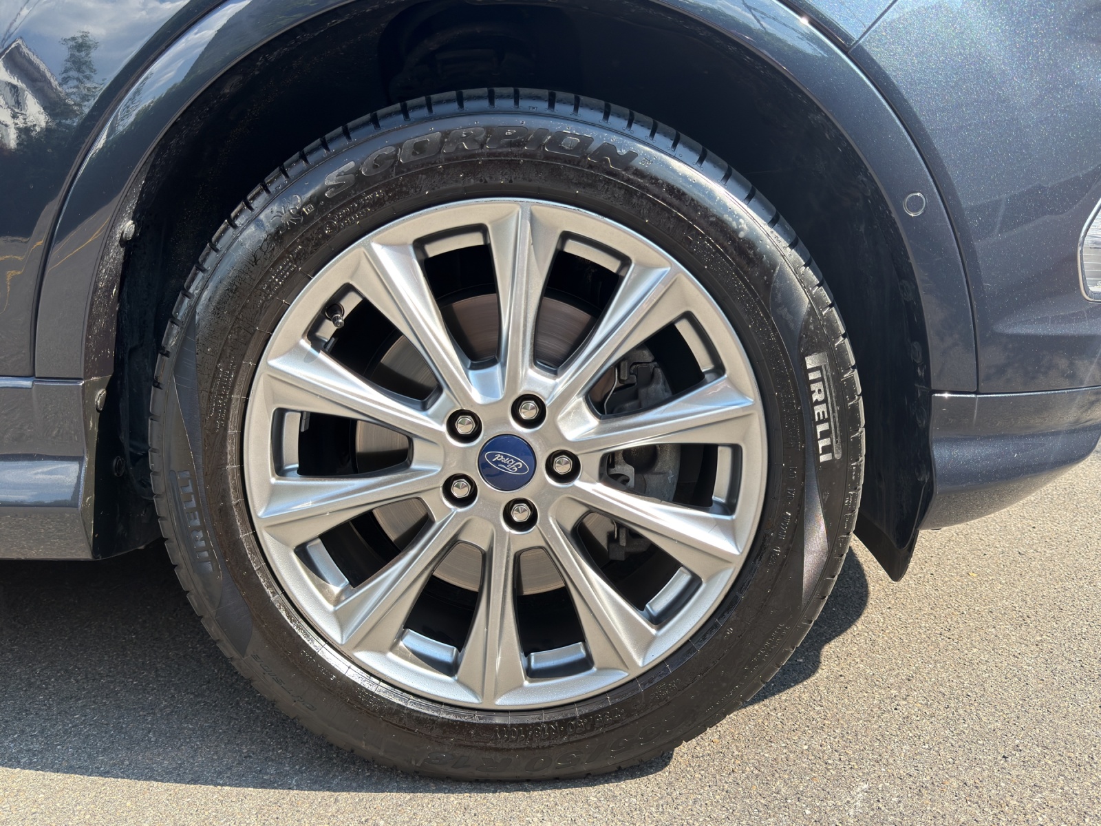 FORD Kuga 2.0 EcoBoost Vignale 4WD Automatic-image-8