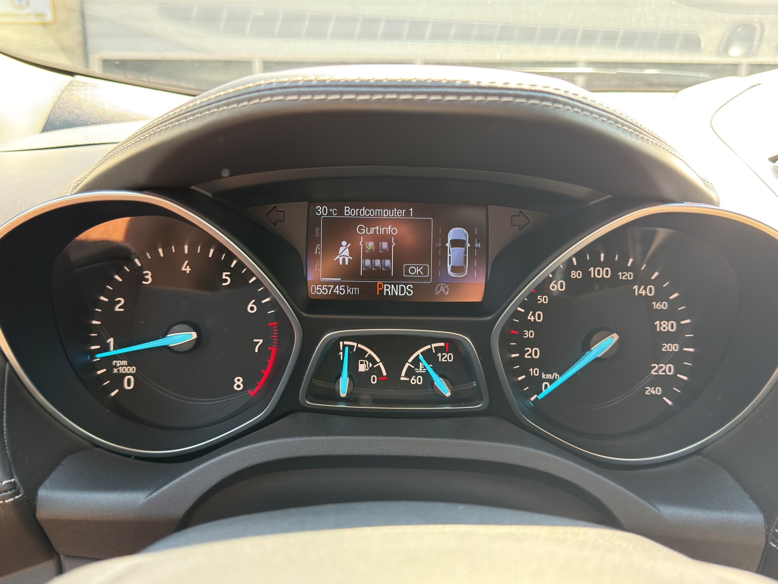 FORD Kuga 2.0 EcoBoost Vignale 4WD Automatic-image-11