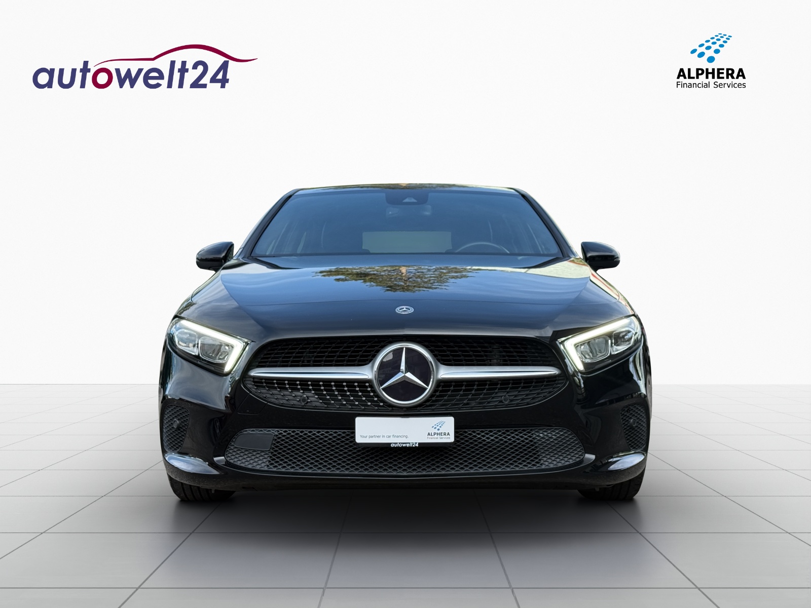 MERCEDES-BENZ A 180 Style 7G-DCT-showroom-element-1