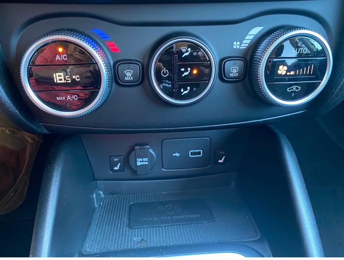 FIAT Tipo Hybrid 1.5 Swiss Edition Cross-image-10