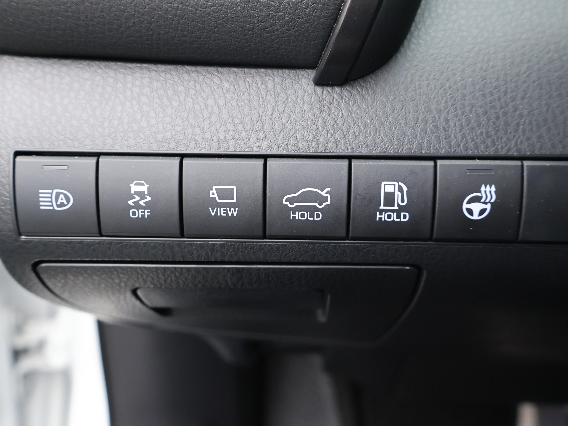 TOYOTA Camry 2.5 HSD Premium / Leasing ab. 1.99%-image-13