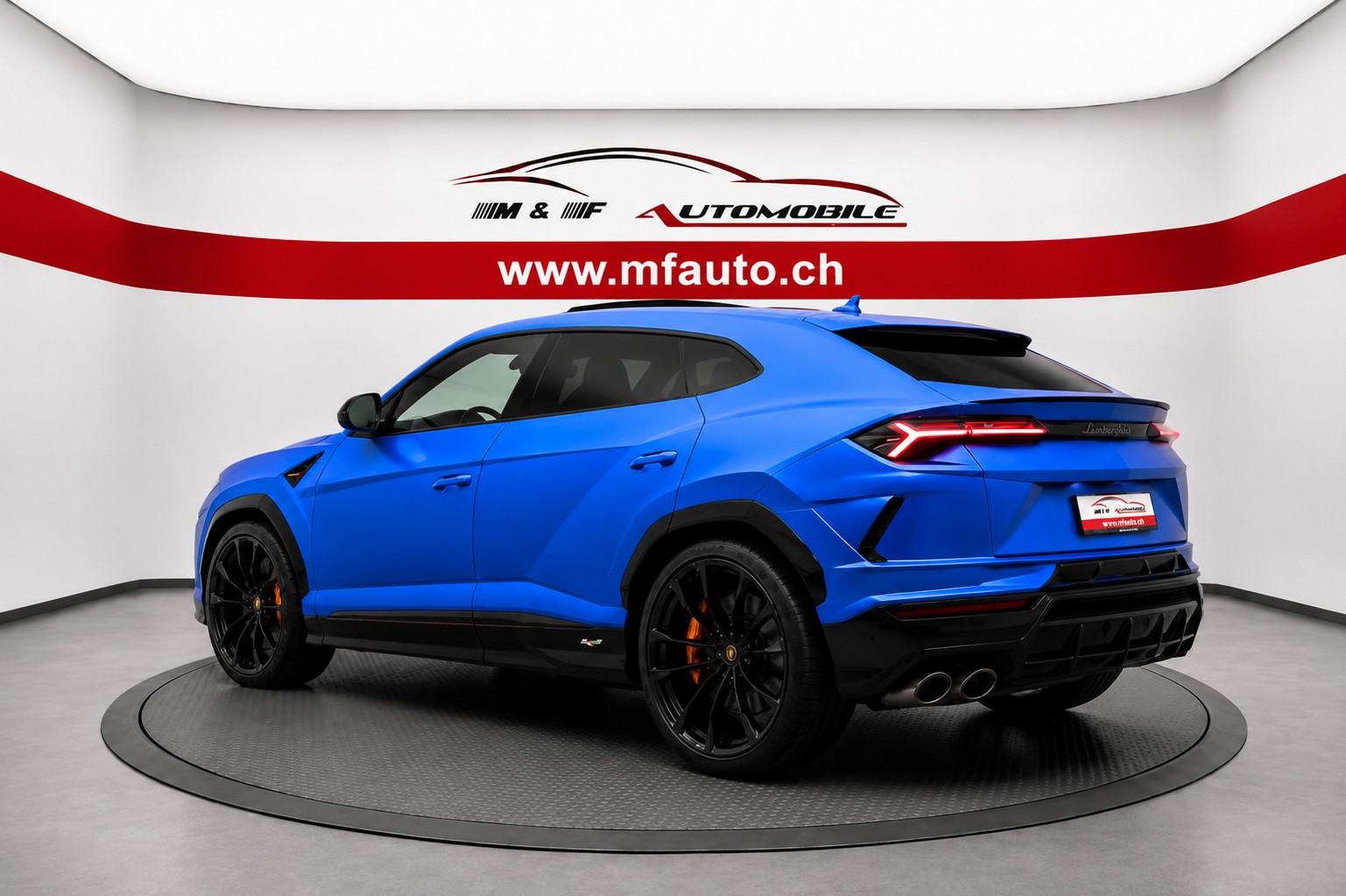 LAMBORGHINI Urus 4.0 S-showroom-element-3