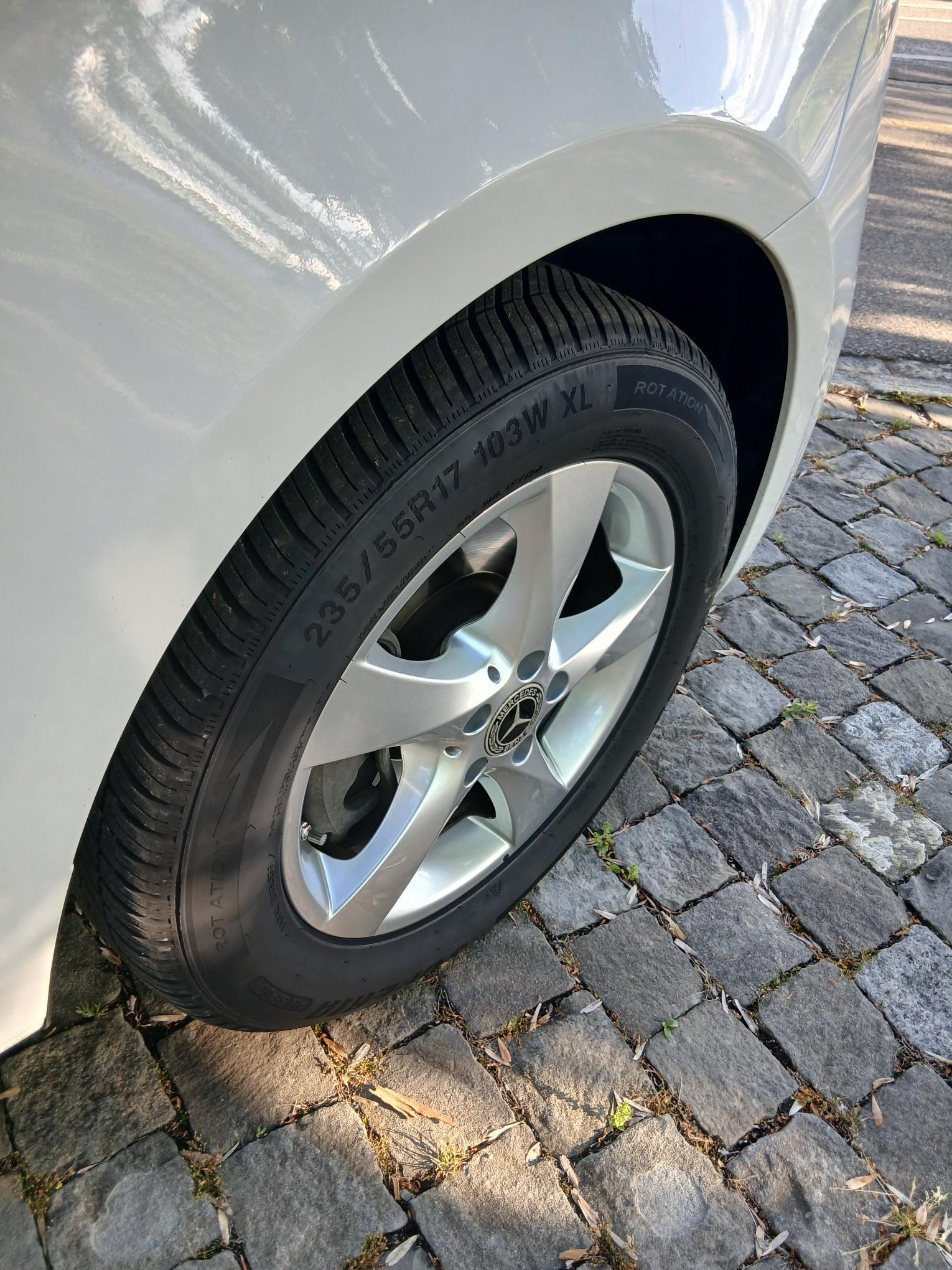 MERCEDES-BENZ Tourer-image-2
