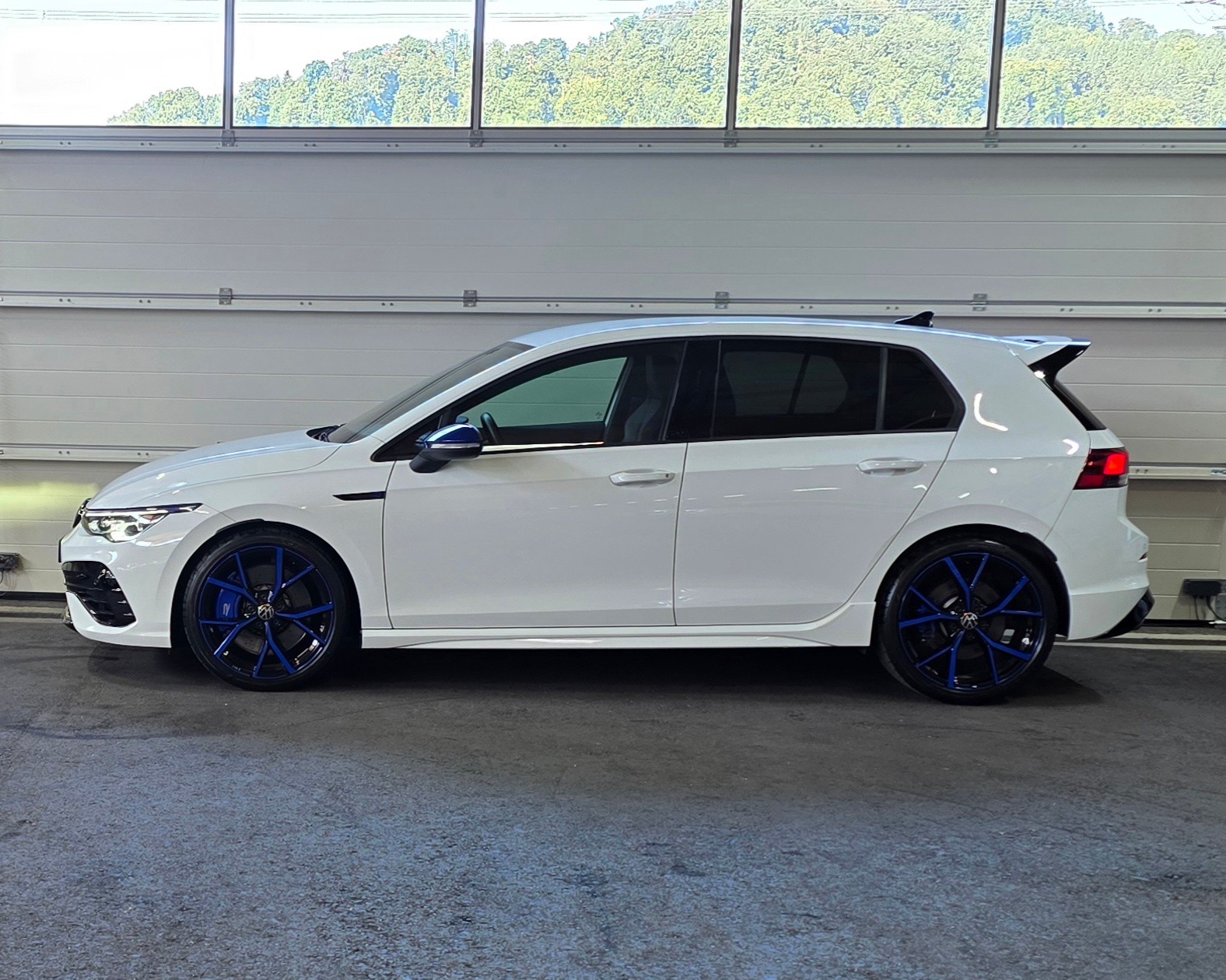 VW Golf 2.0 TSI R DSG 4Motion R Performance 20 Years Edt. *Sitzkühlung&Heizung*Lenkradheizung*ACC&LaneAssist*Rückfahrkamera*-showroom-element-1