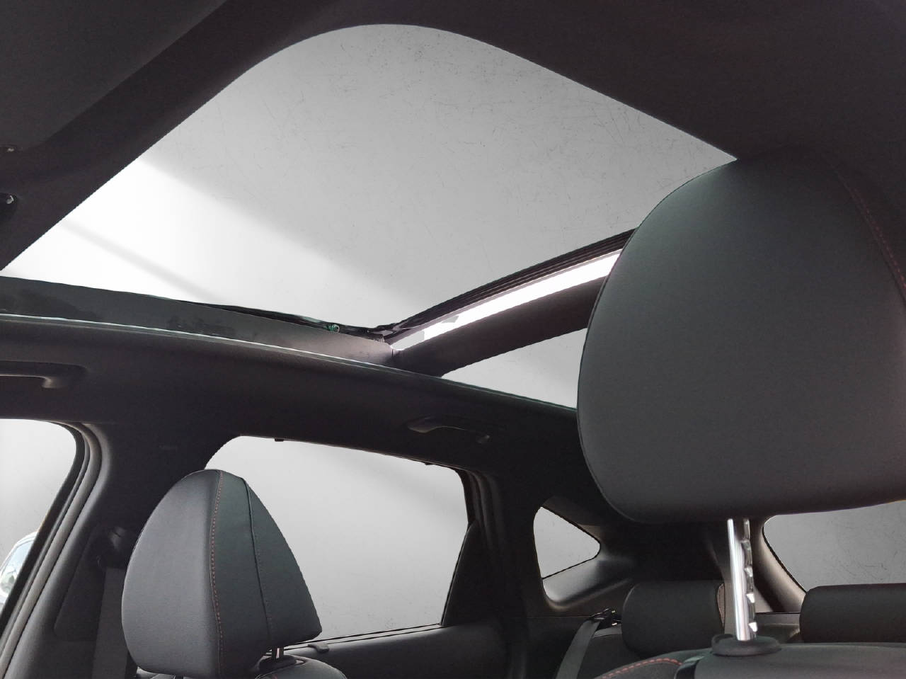 HYUNDAI Tucson 1.6 T-GDi HEV N-Line 4W MY27-image-15
