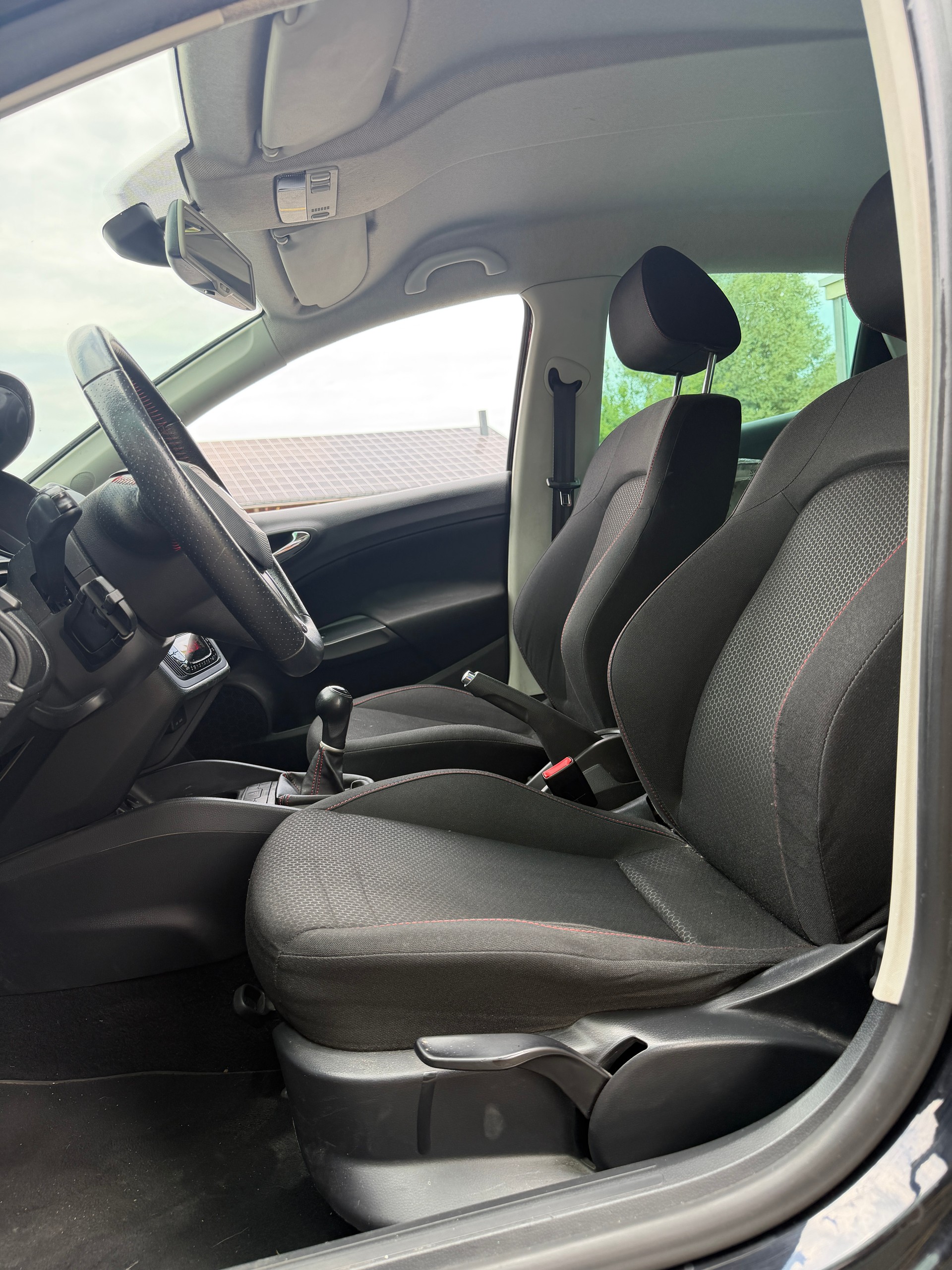 SEAT Ibiza 1.2 TSI FR-image-9