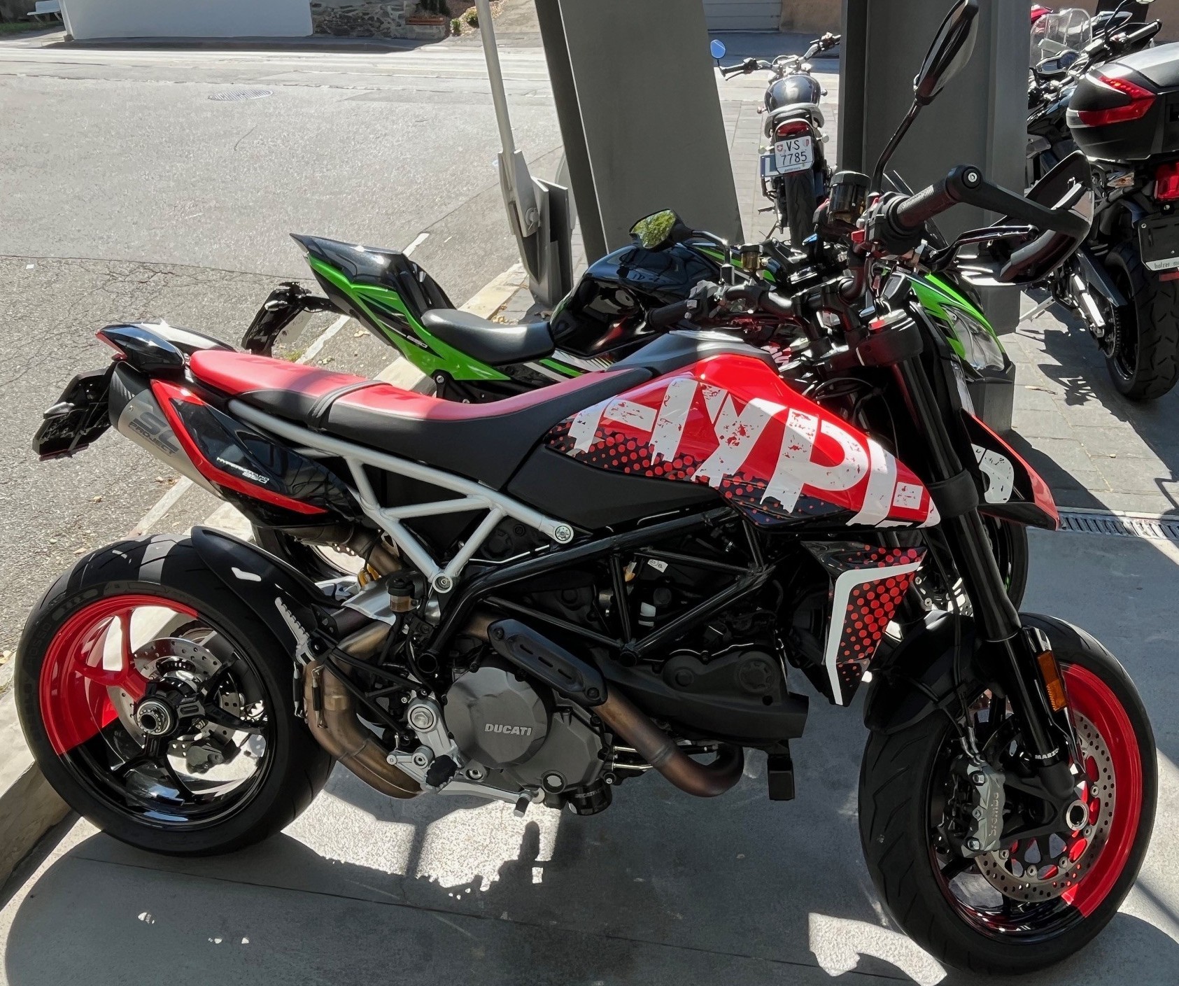 DUCATI Hypermotard 950-image-0