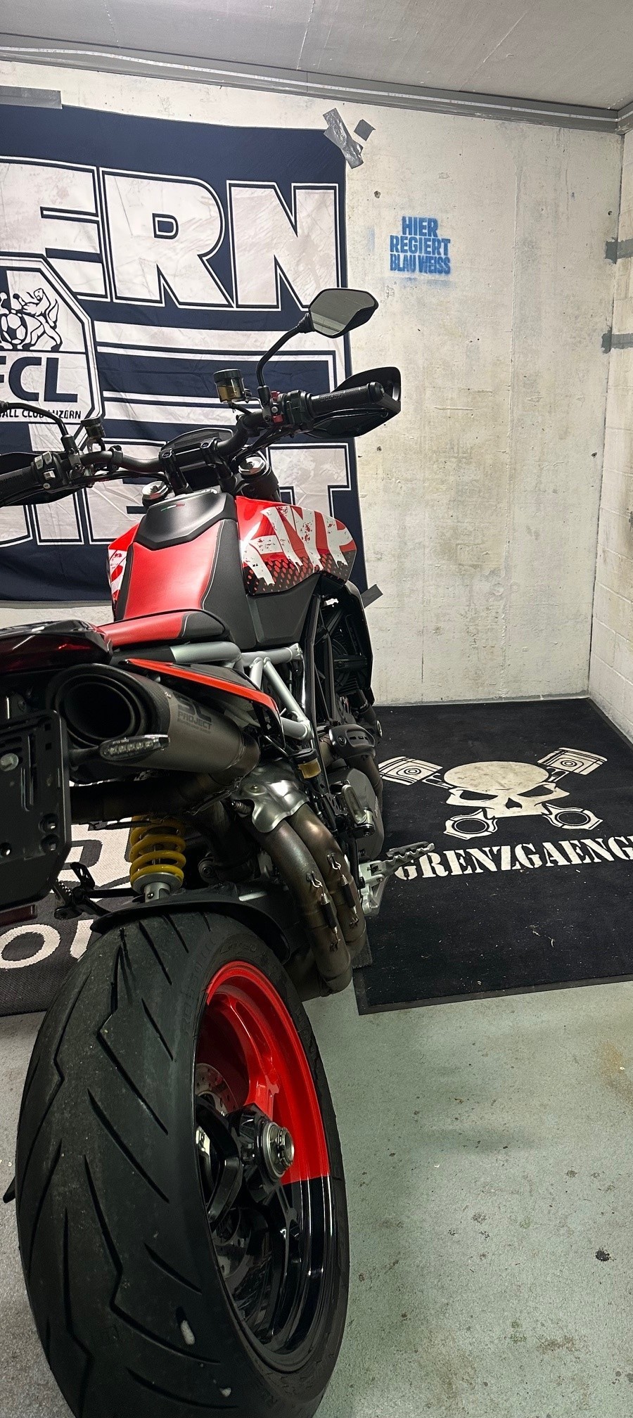 DUCATI Hypermotard 950-image-1